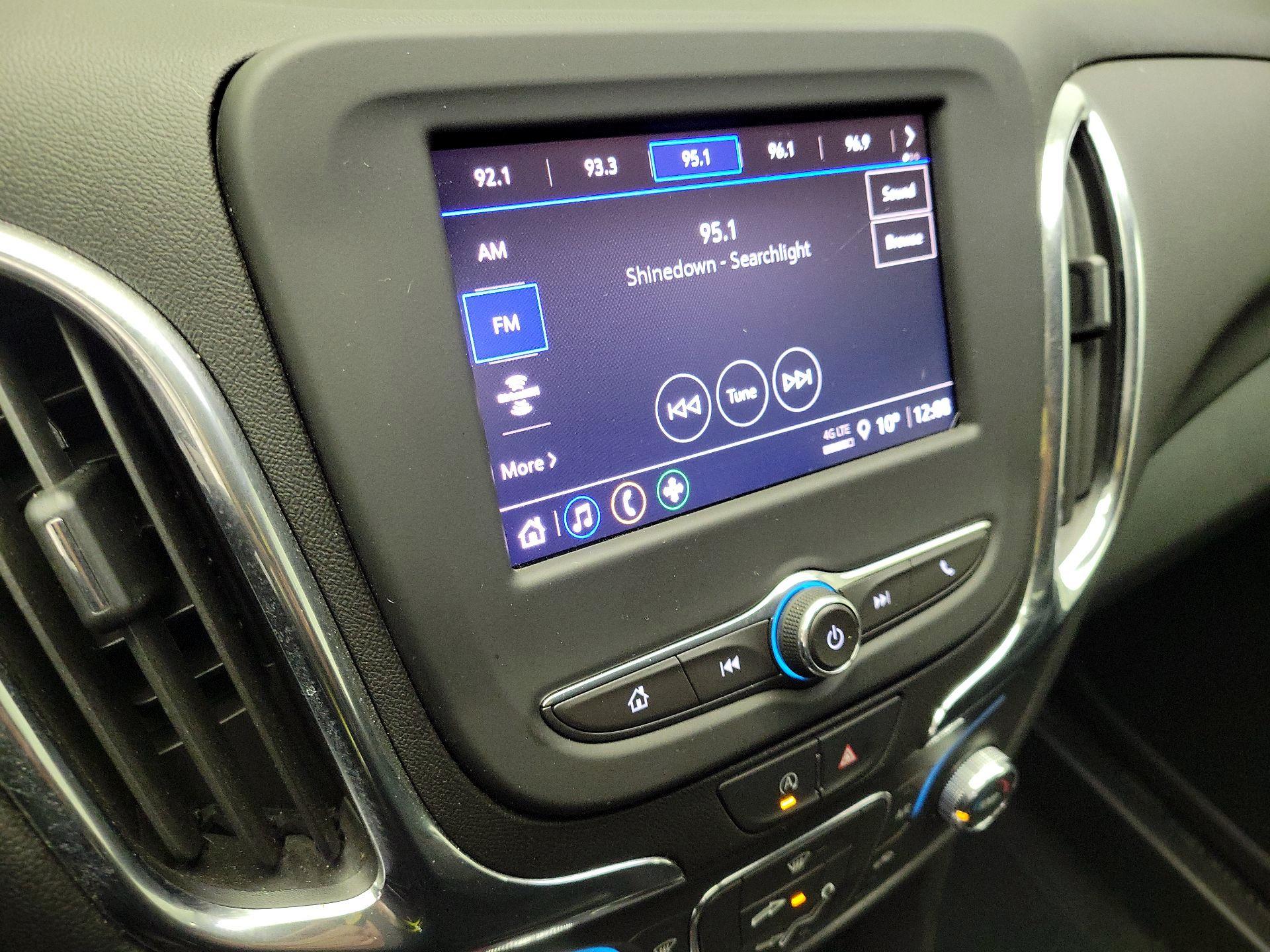 Thumbnail: 2022 Chevrolet Equinox - 15