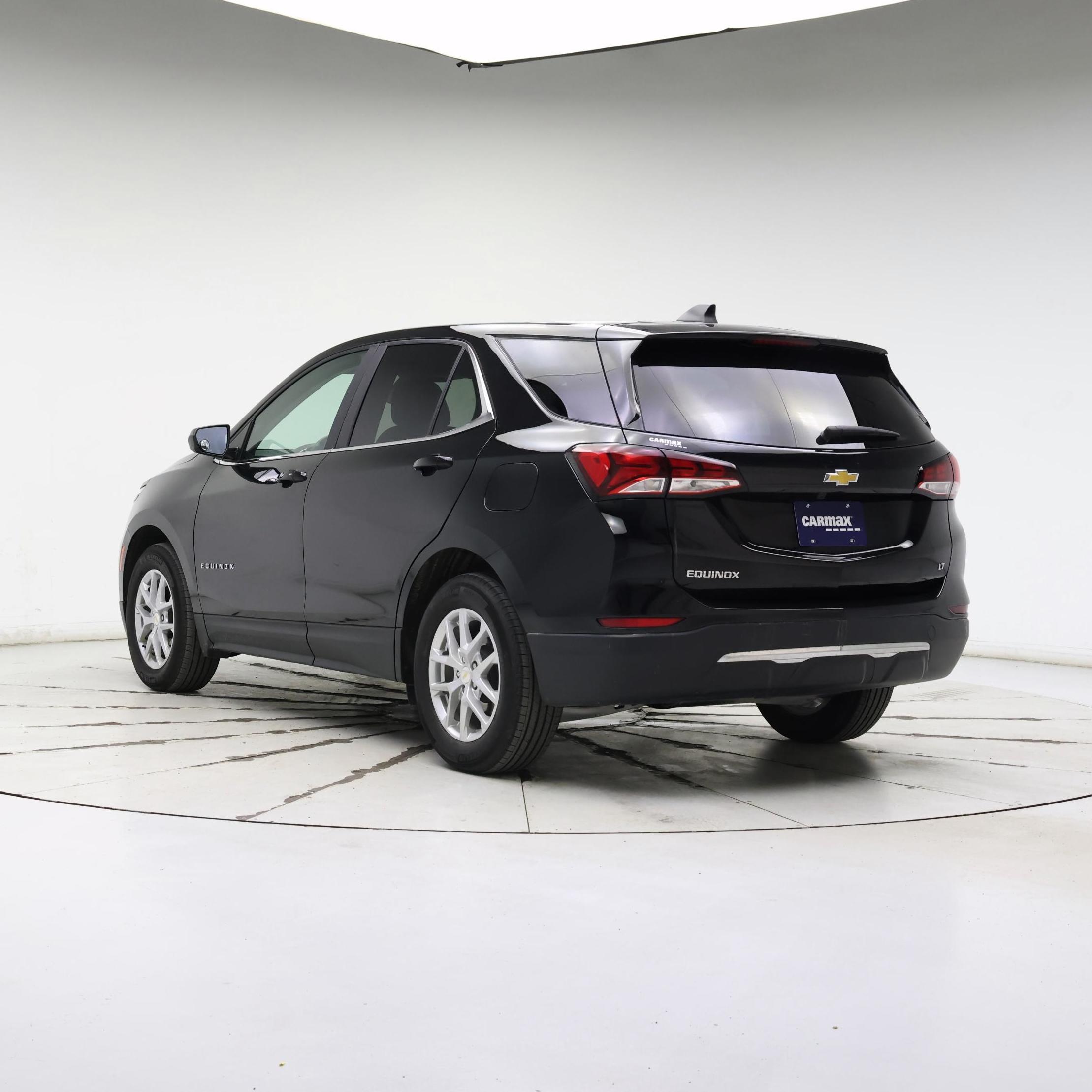 Thumbnail: 2022 Chevrolet Equinox - 2