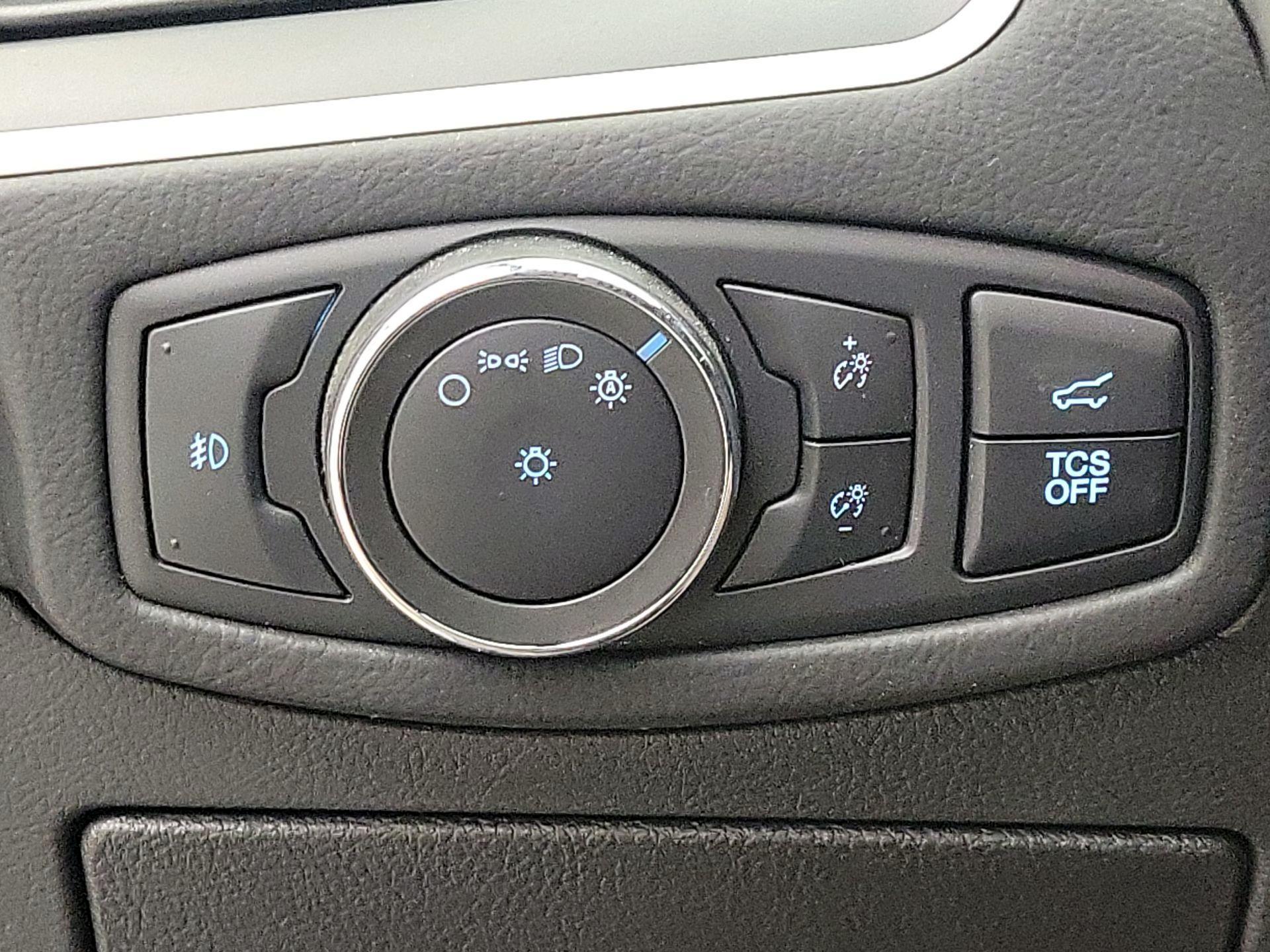 Thumbnail: 2022 Ford Edge - 13