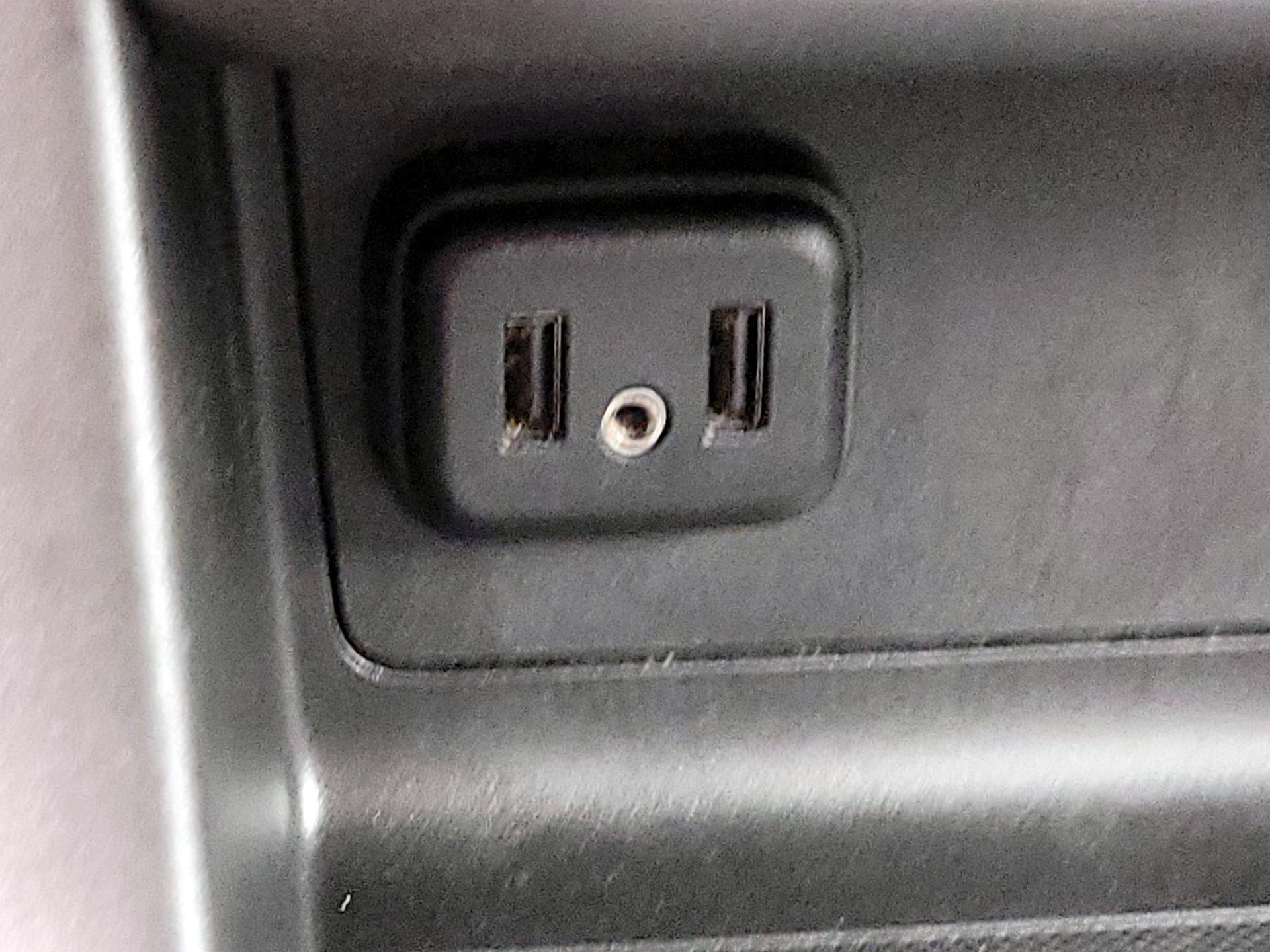 Thumbnail: 2022 Chevrolet Colorado - 18