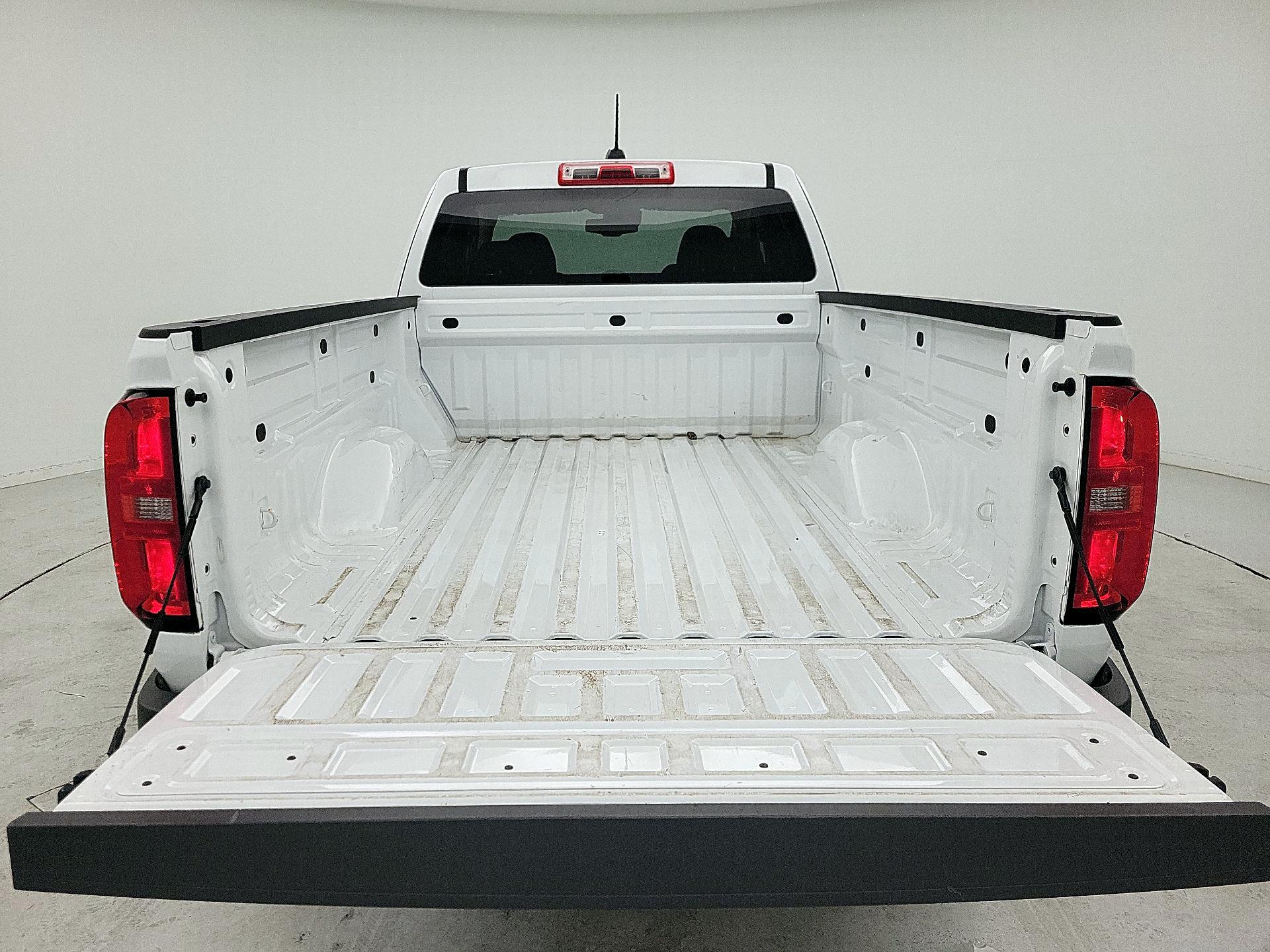 Thumbnail: 2022 Chevrolet Colorado - 20