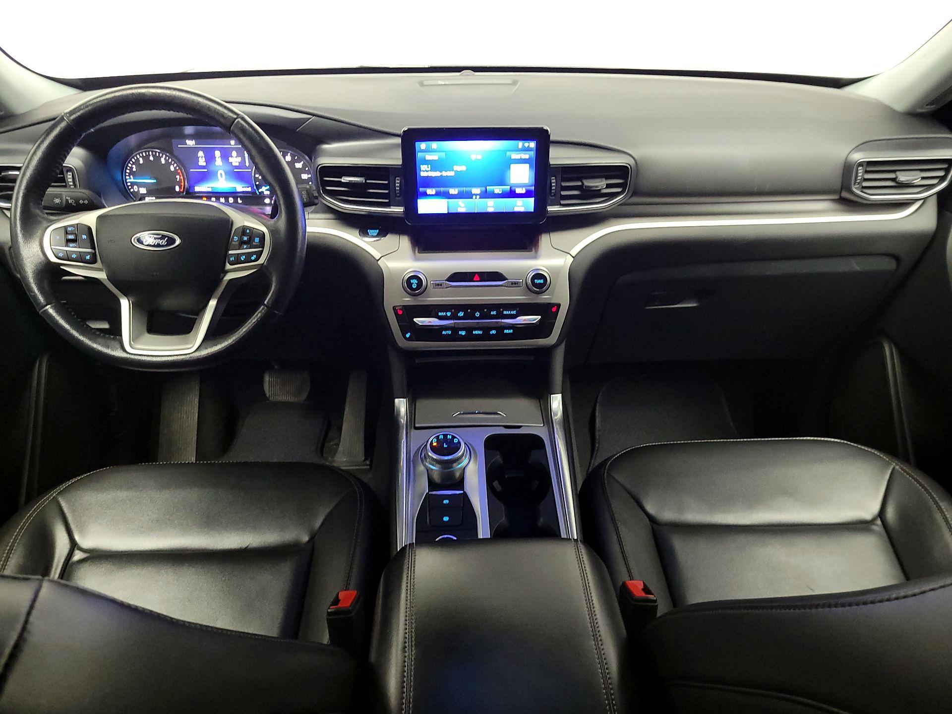 Thumbnail: 2022 Ford Explorer - 9