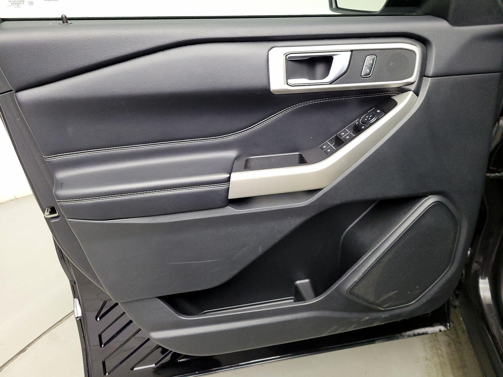 Thumbnail: 2022 Ford Explorer - 12