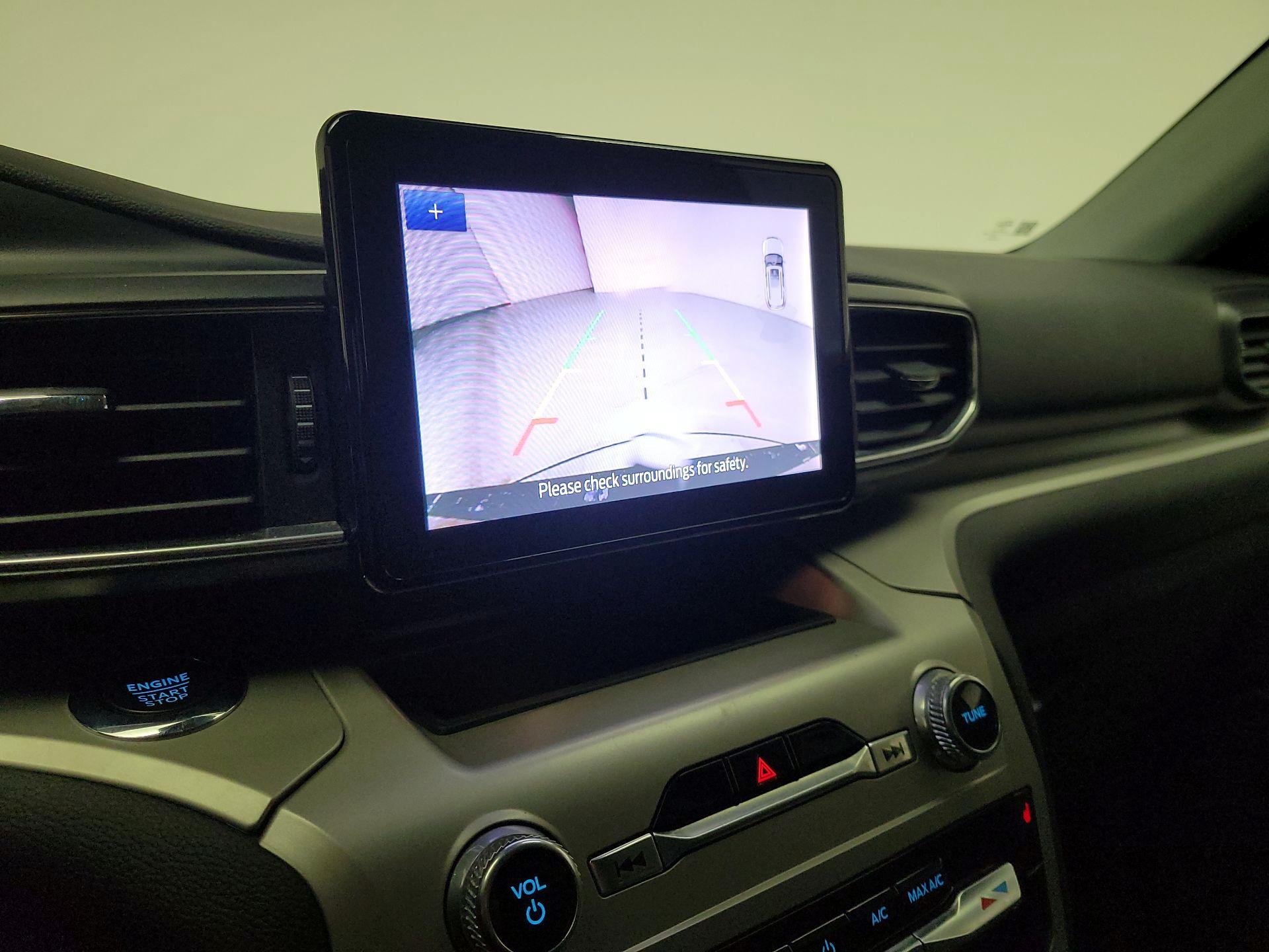 Thumbnail: 2022 Ford Explorer - 14