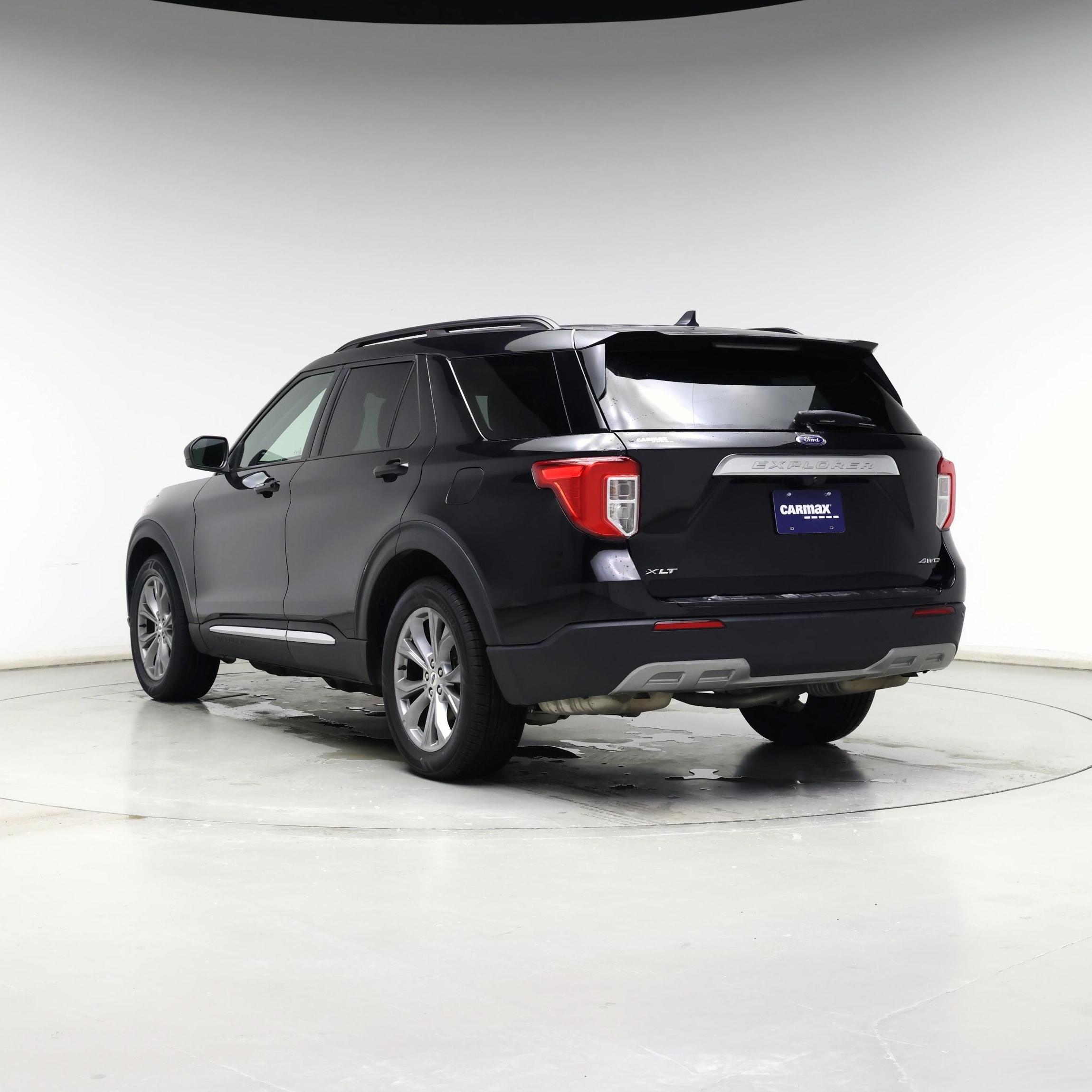 Thumbnail: 2022 Ford Explorer - 2