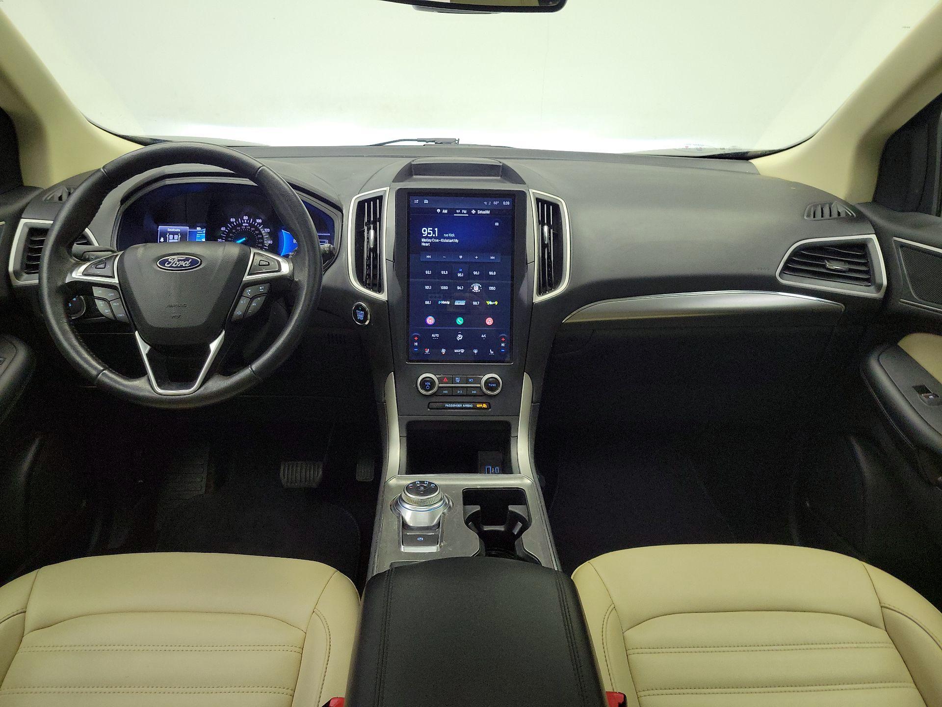 Thumbnail: 2022 Ford Edge - 9