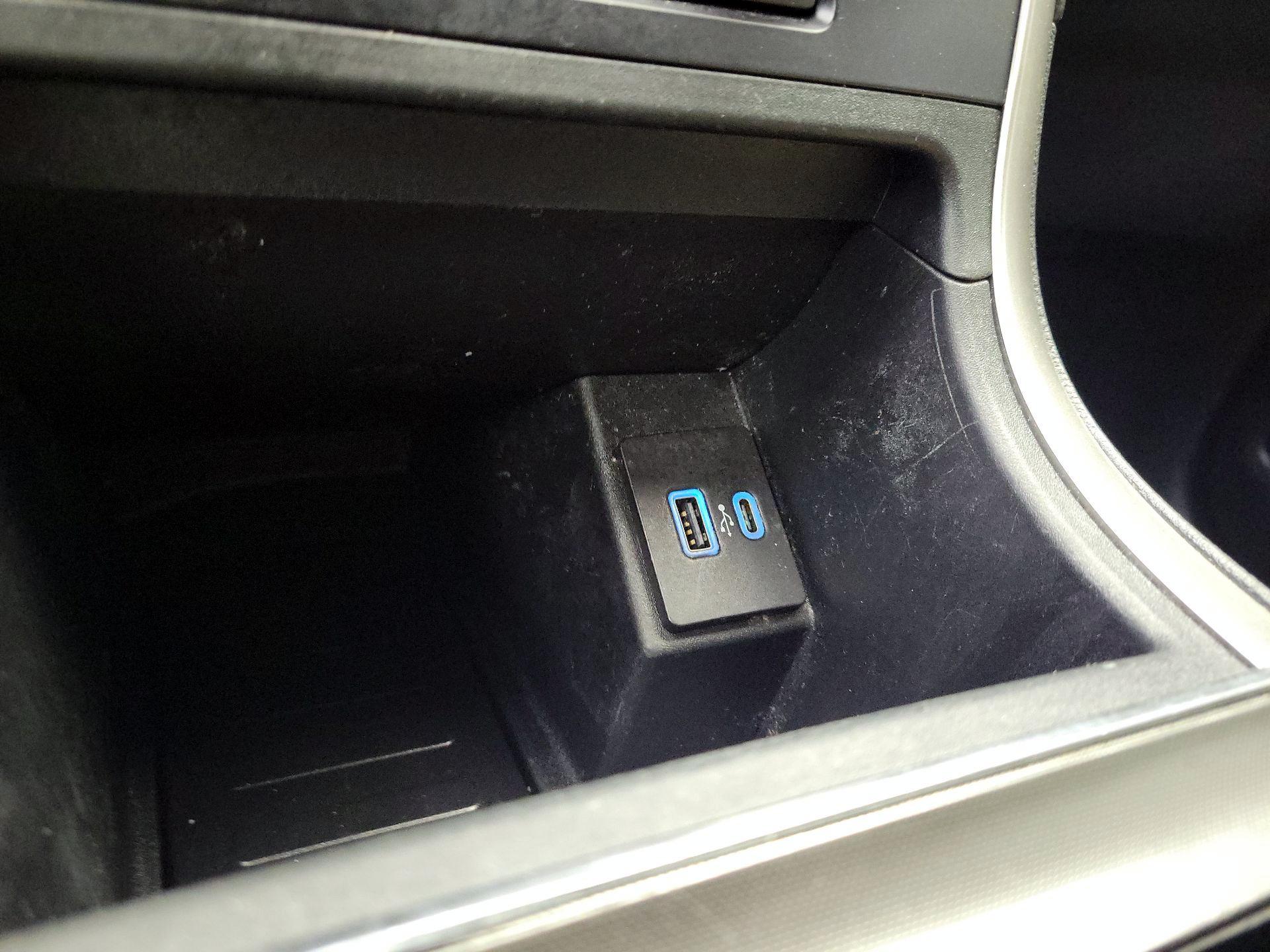 Thumbnail: 2022 Ford Edge - 18