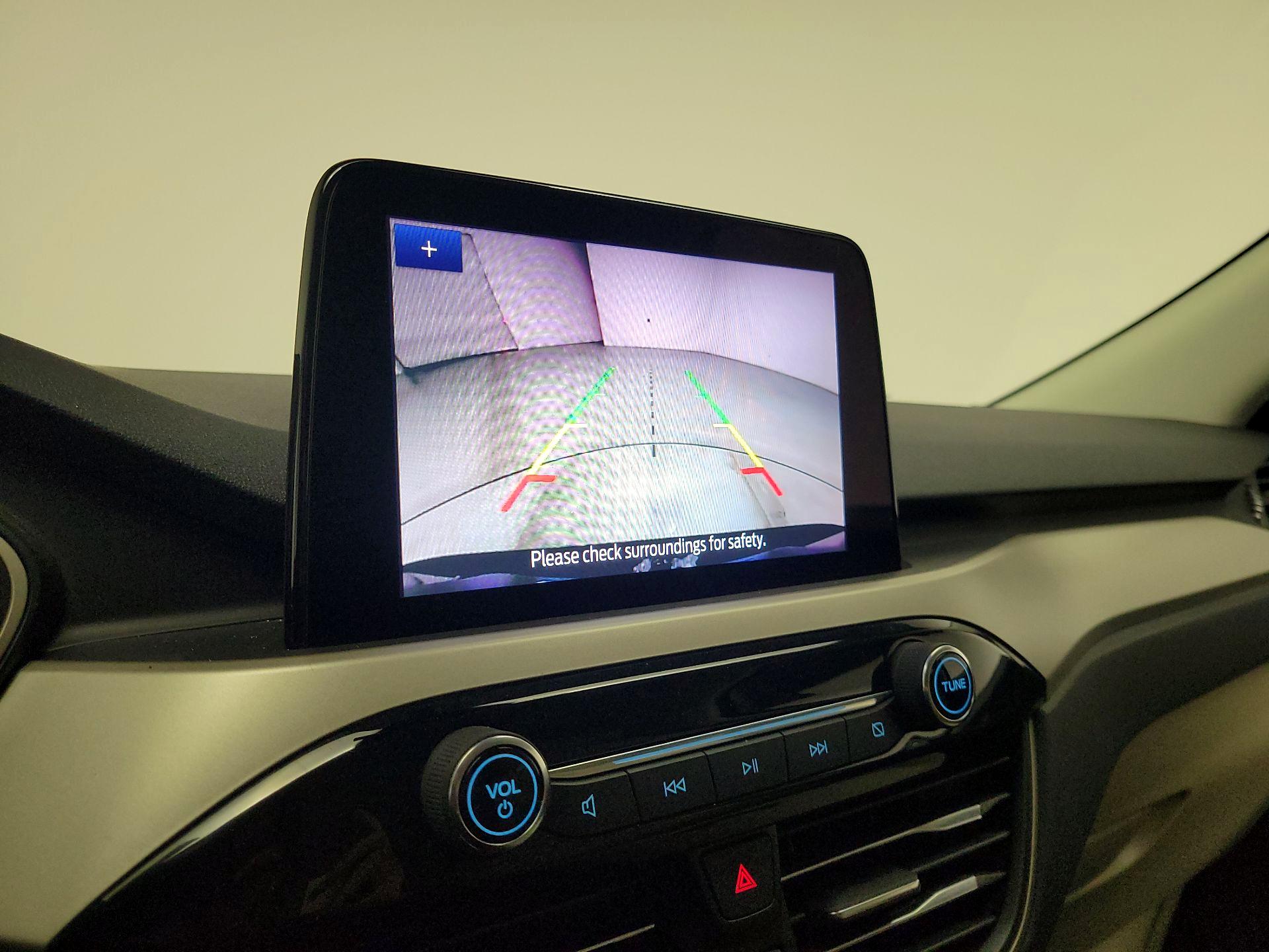 Thumbnail: 2022 Ford Escape - 14