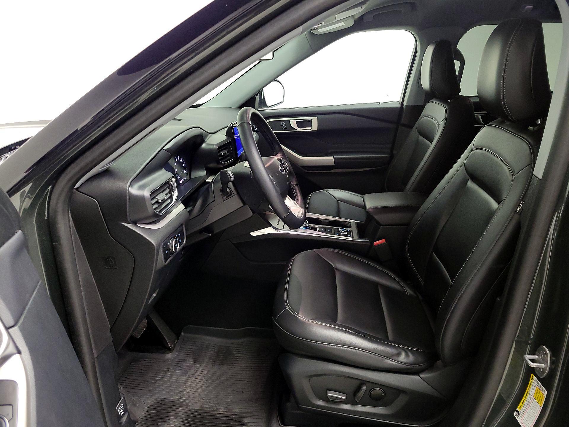 Thumbnail: 2023 Ford Explorer - 11