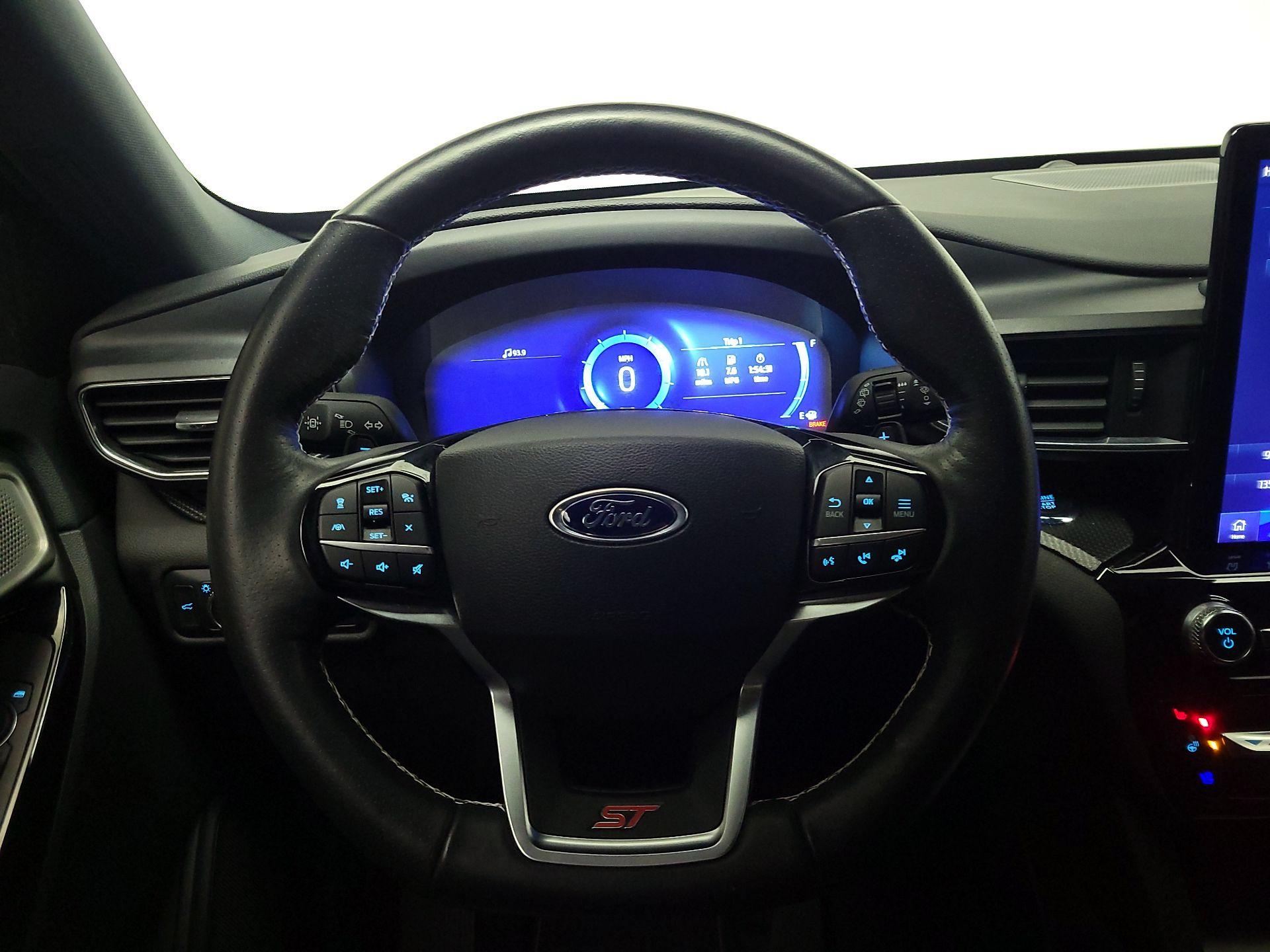 Thumbnail: 2022 Ford Explorer - 10