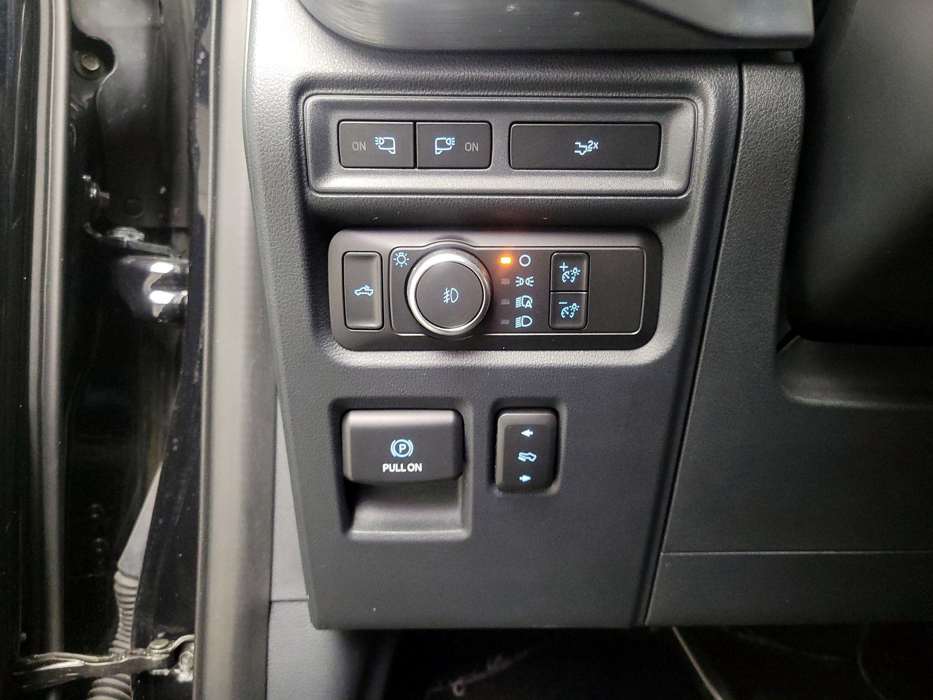 Thumbnail: 2022 Ford F-150 - 13