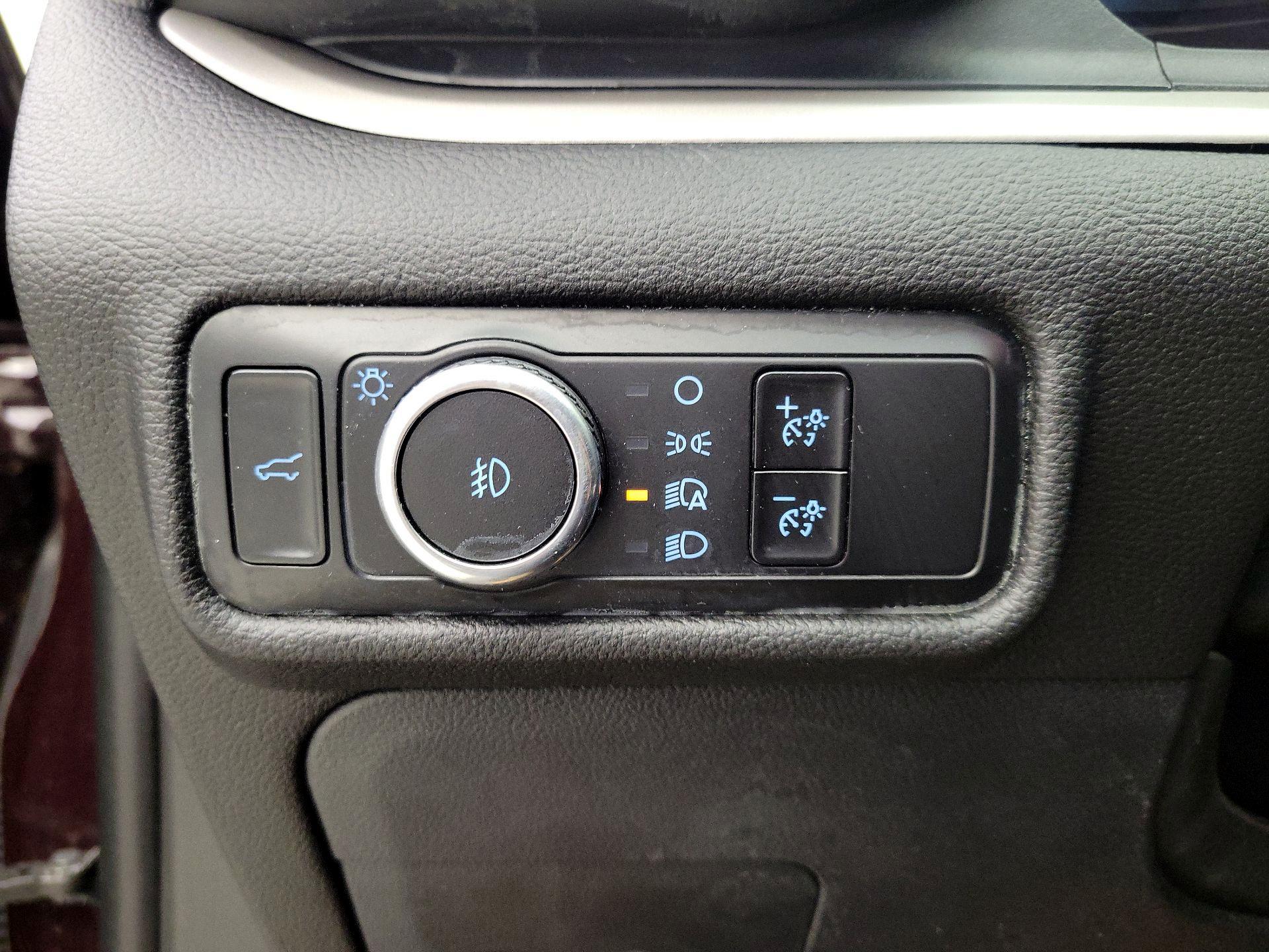 Thumbnail: 2023 Ford Explorer - 13