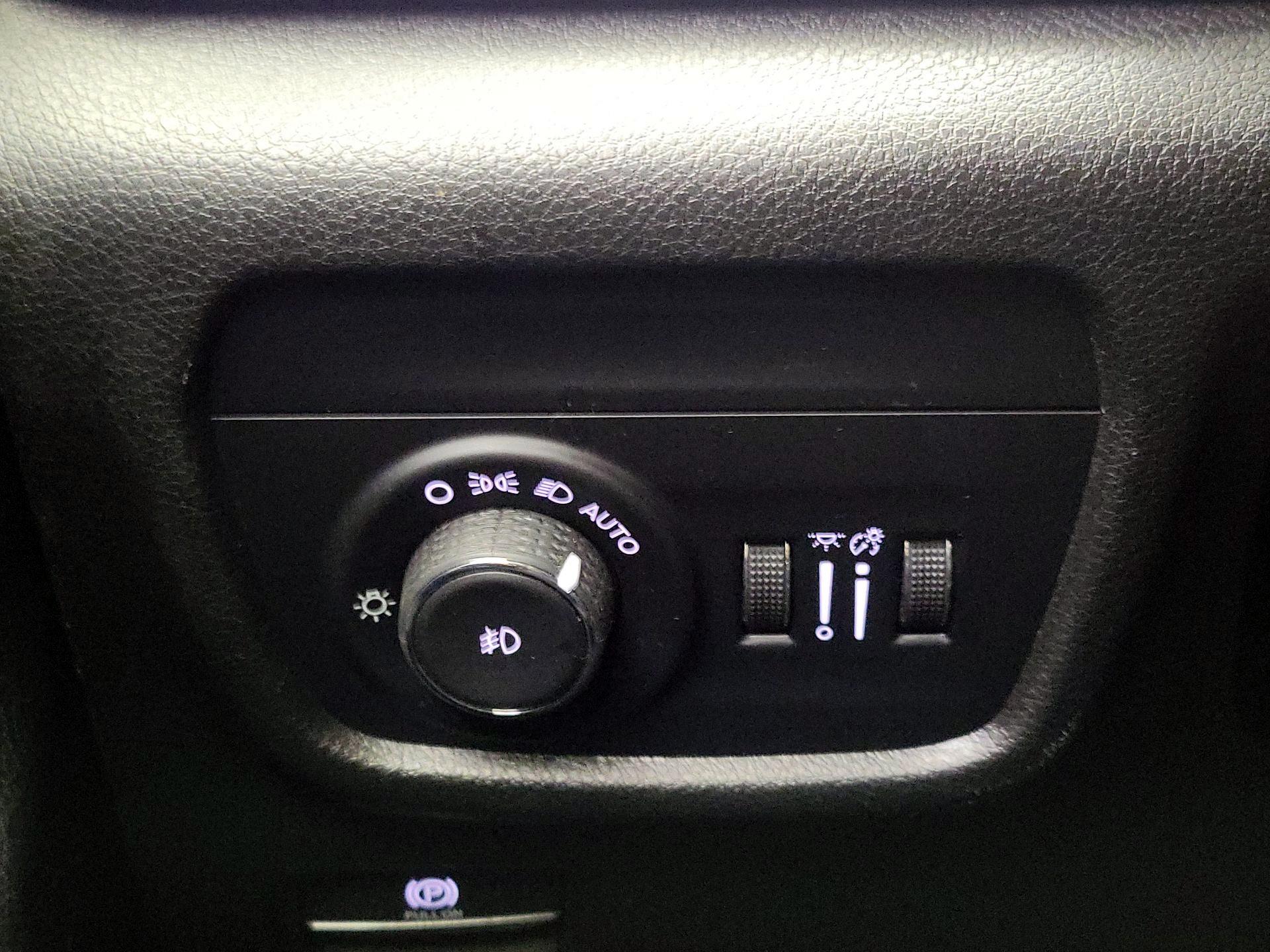 Thumbnail: 2023 Jeep Grand Cherokee - 13