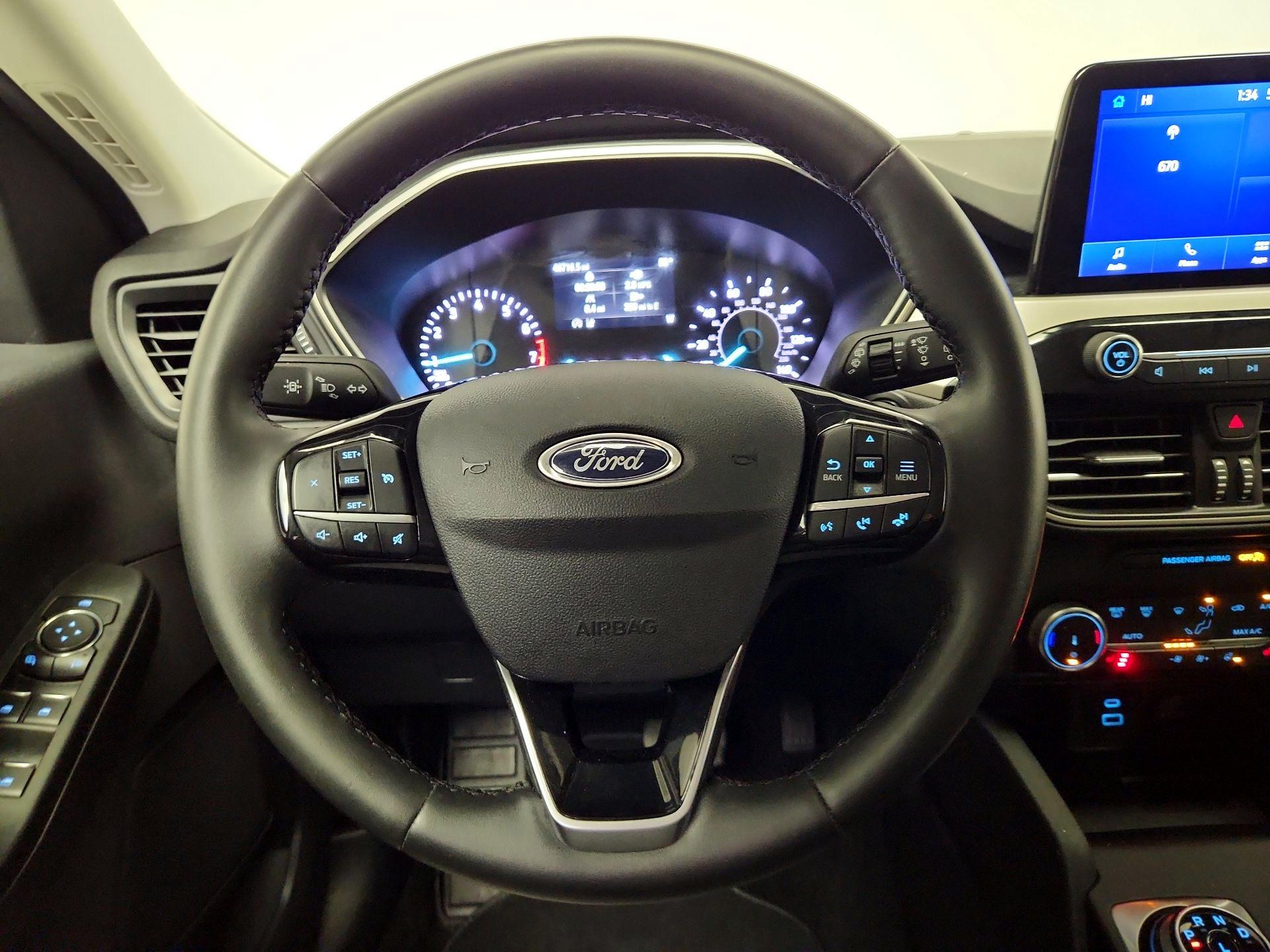 Thumbnail: 2022 Ford Escape - 10