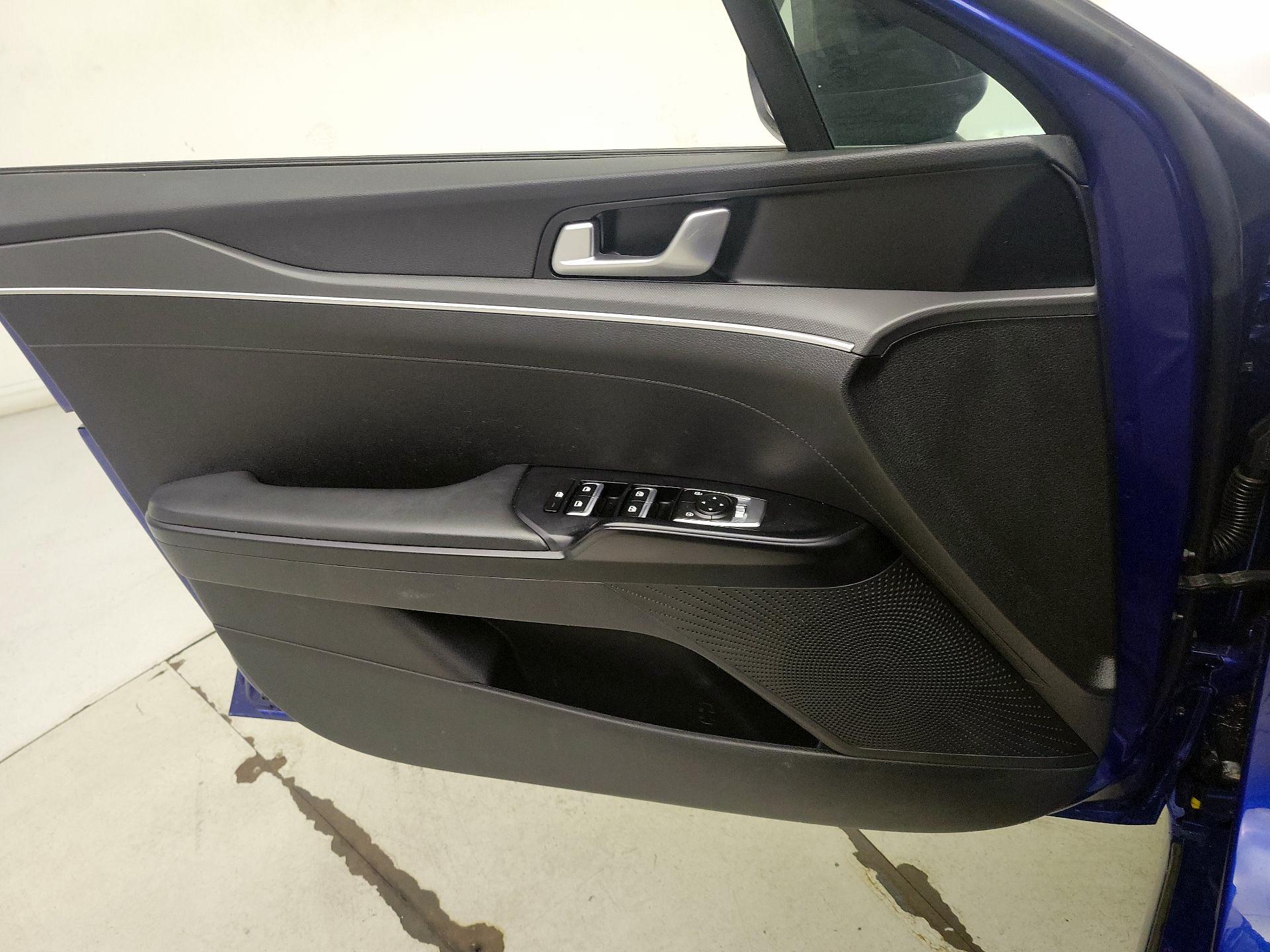 Thumbnail: 2021 Kia K5 - 12