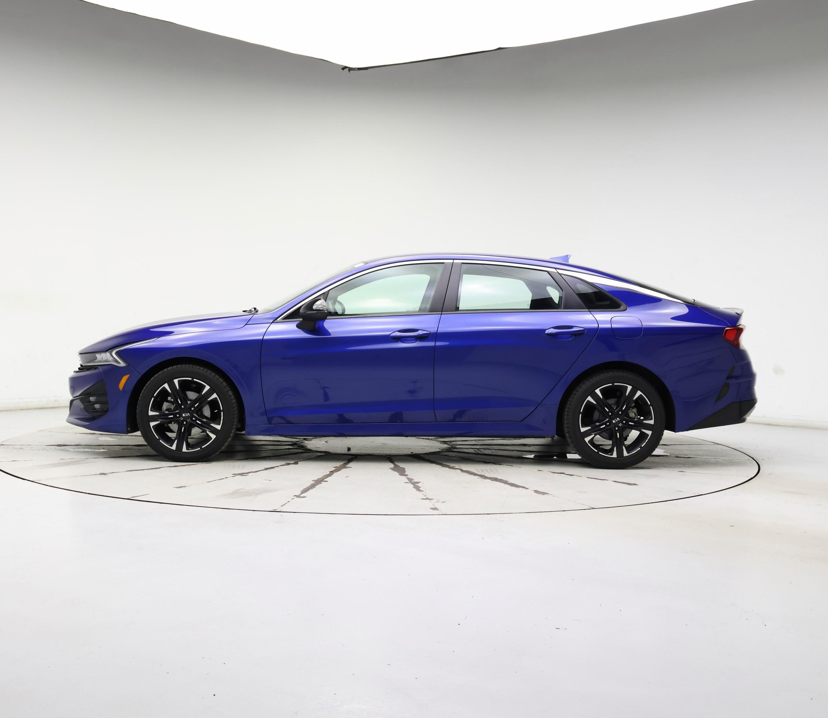 Thumbnail: 2021 Kia K5 - 3