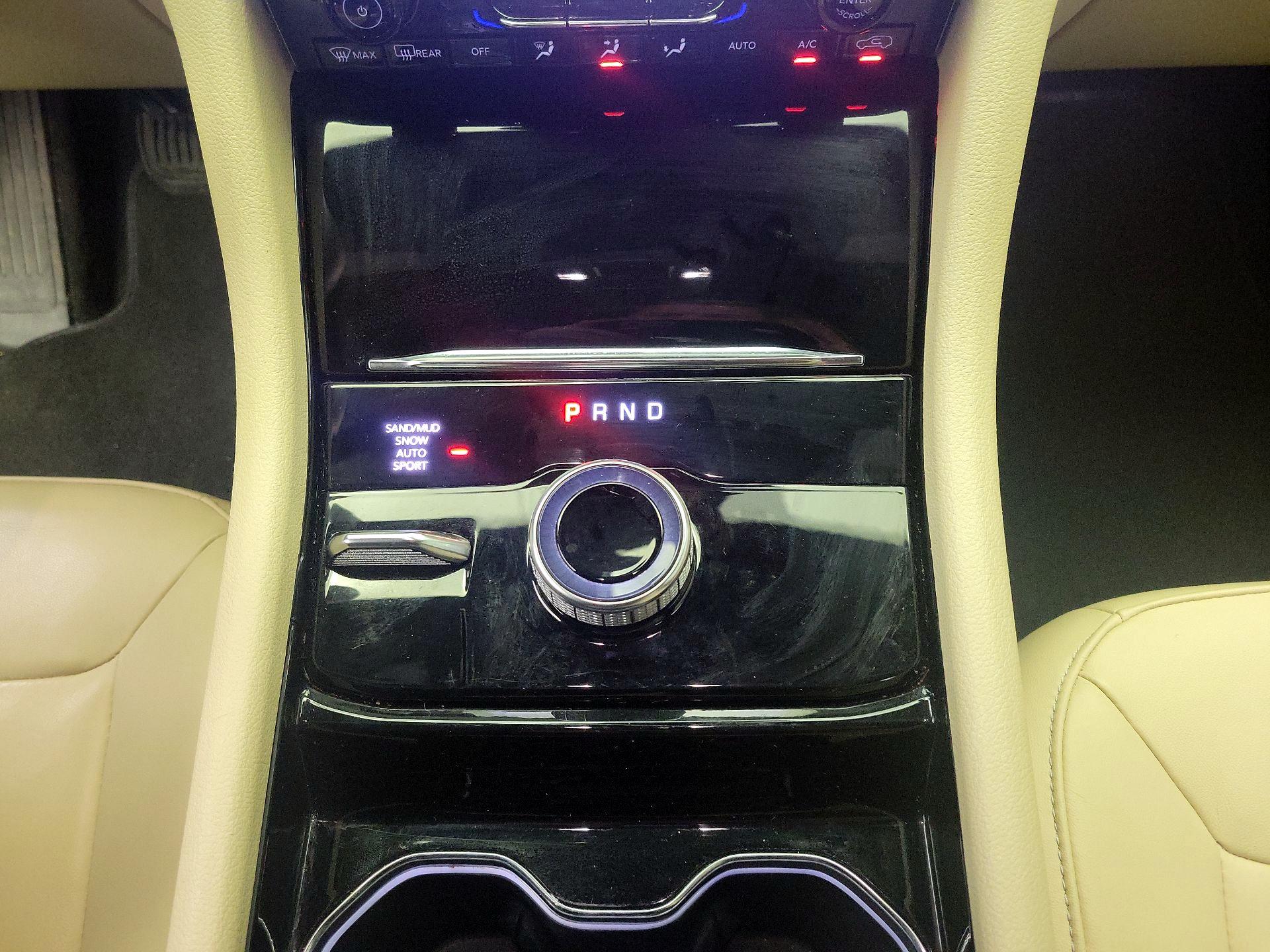 Thumbnail: 2023 Jeep Grand Cherokee - 18