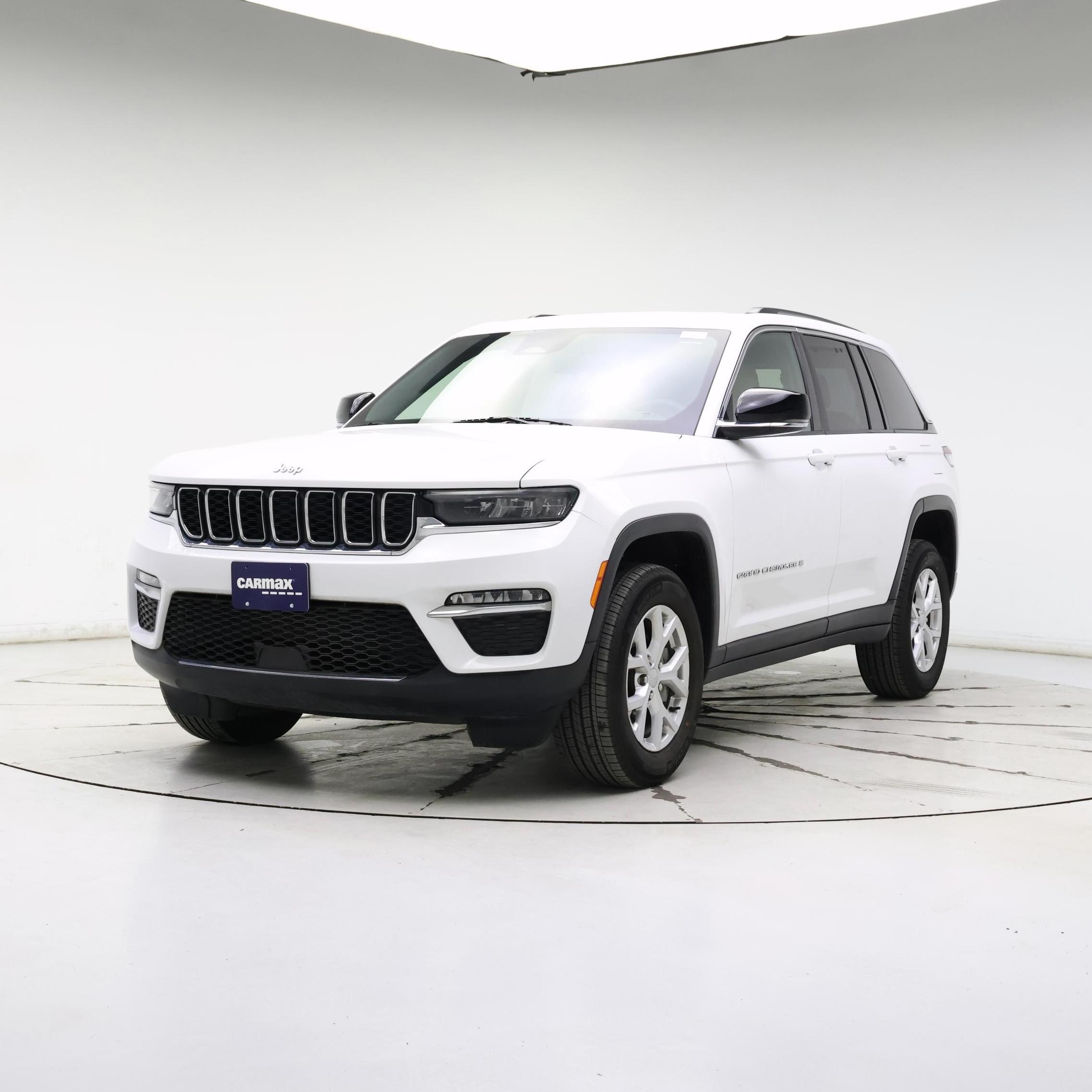 Thumbnail: 2023 Jeep Grand Cherokee - 4
