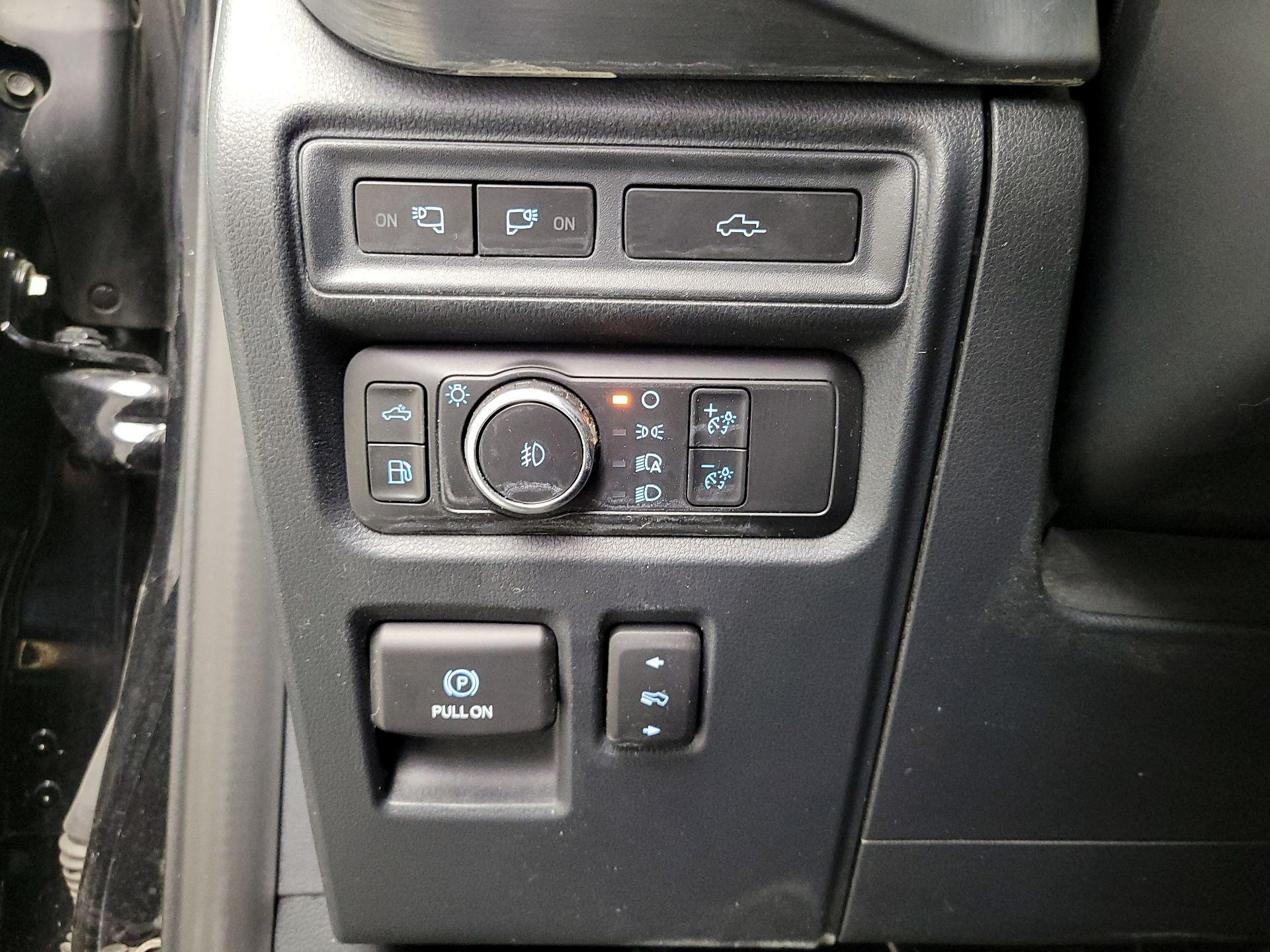 Thumbnail: 2022 Ford F-150 - 13