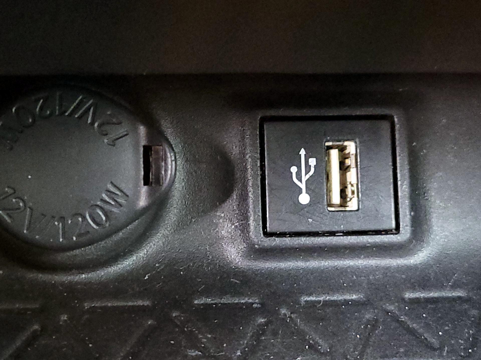 Thumbnail: 2023 Toyota RAV4 - 18