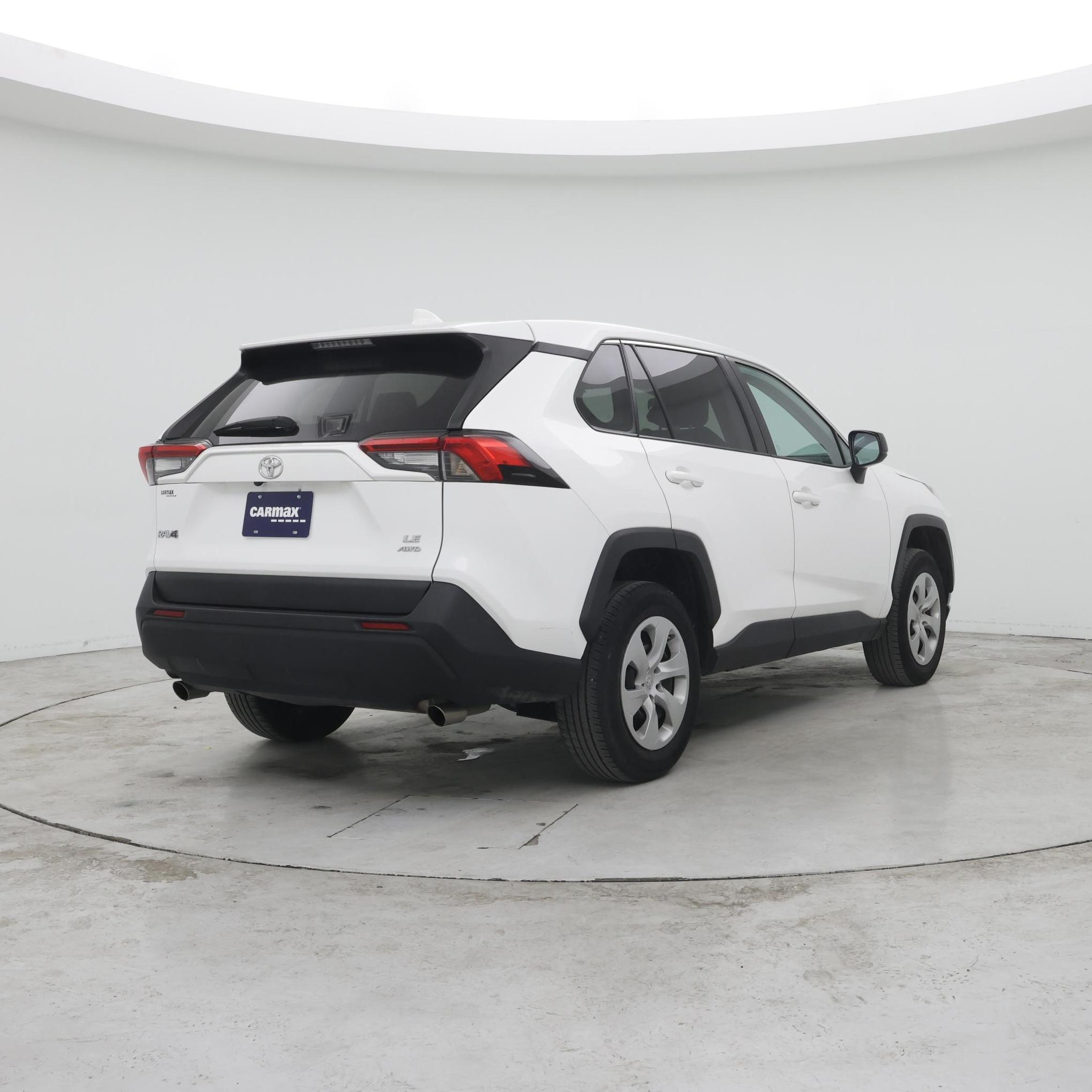 Thumbnail: 2023 Toyota RAV4 - 8