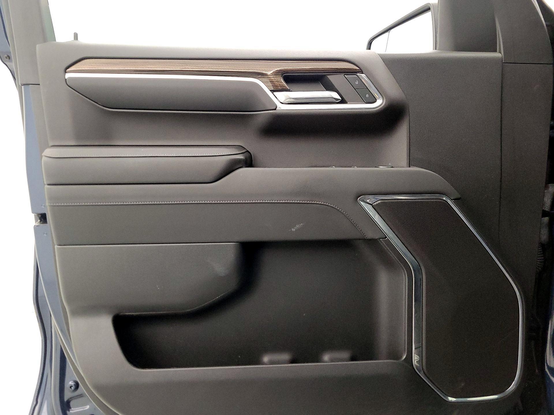 Thumbnail: 2023 Chevrolet Silverado 1500 - 12