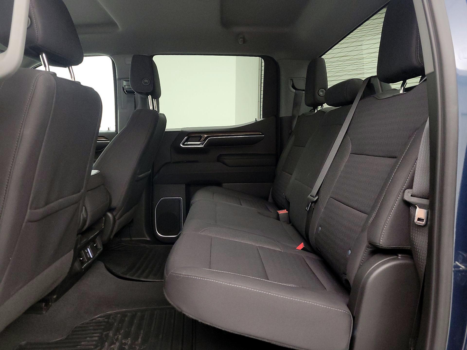 Thumbnail: 2023 Chevrolet Silverado 1500 - 20