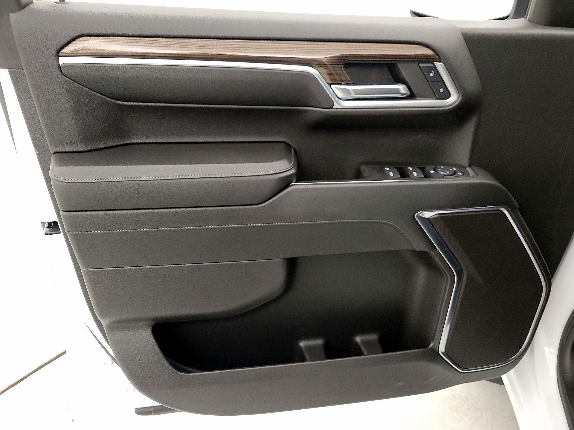 Thumbnail: 2023 Chevrolet Silverado 1500 - 12