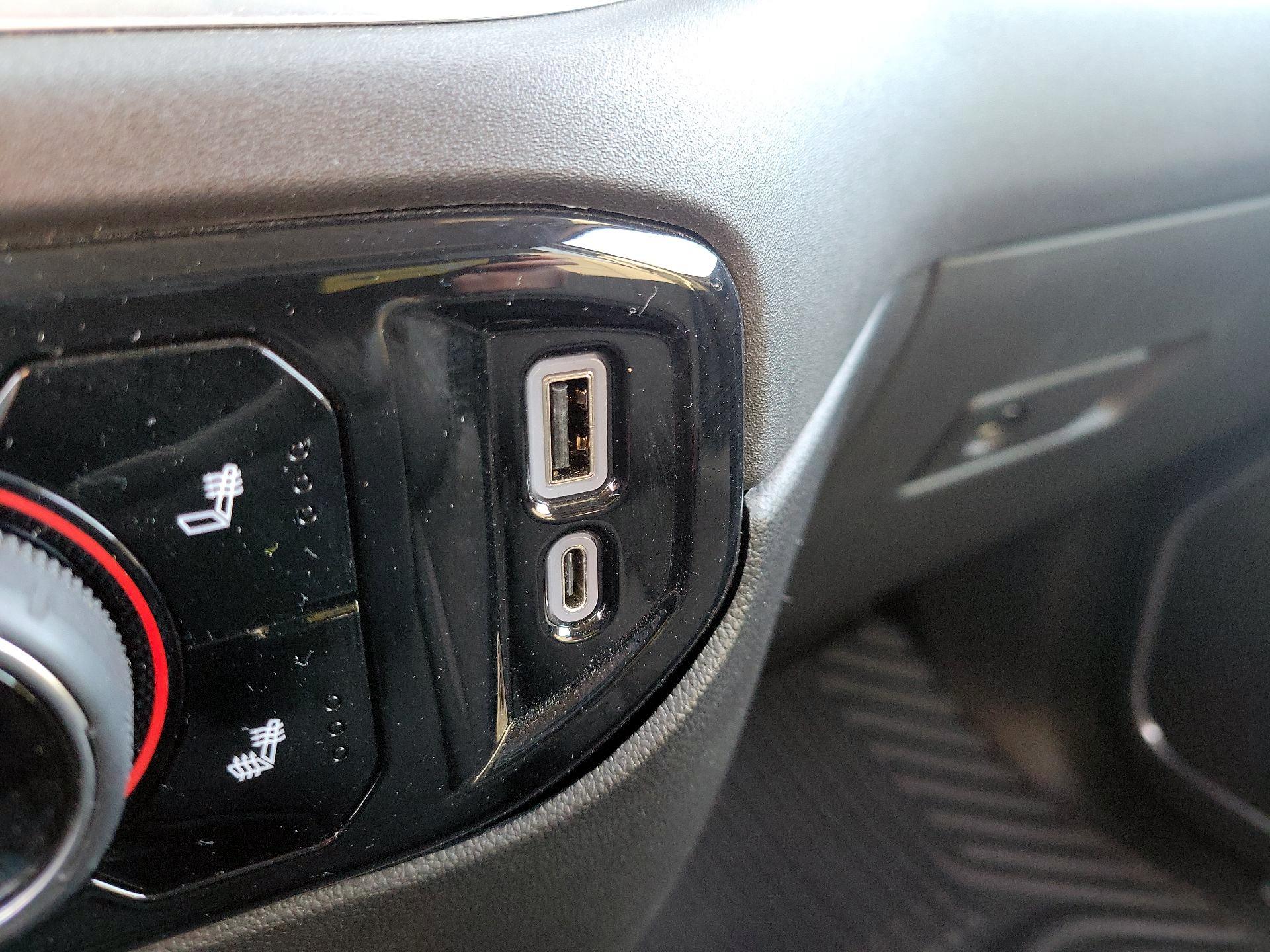 Thumbnail: 2022 Chevrolet Silverado 1500 - 19