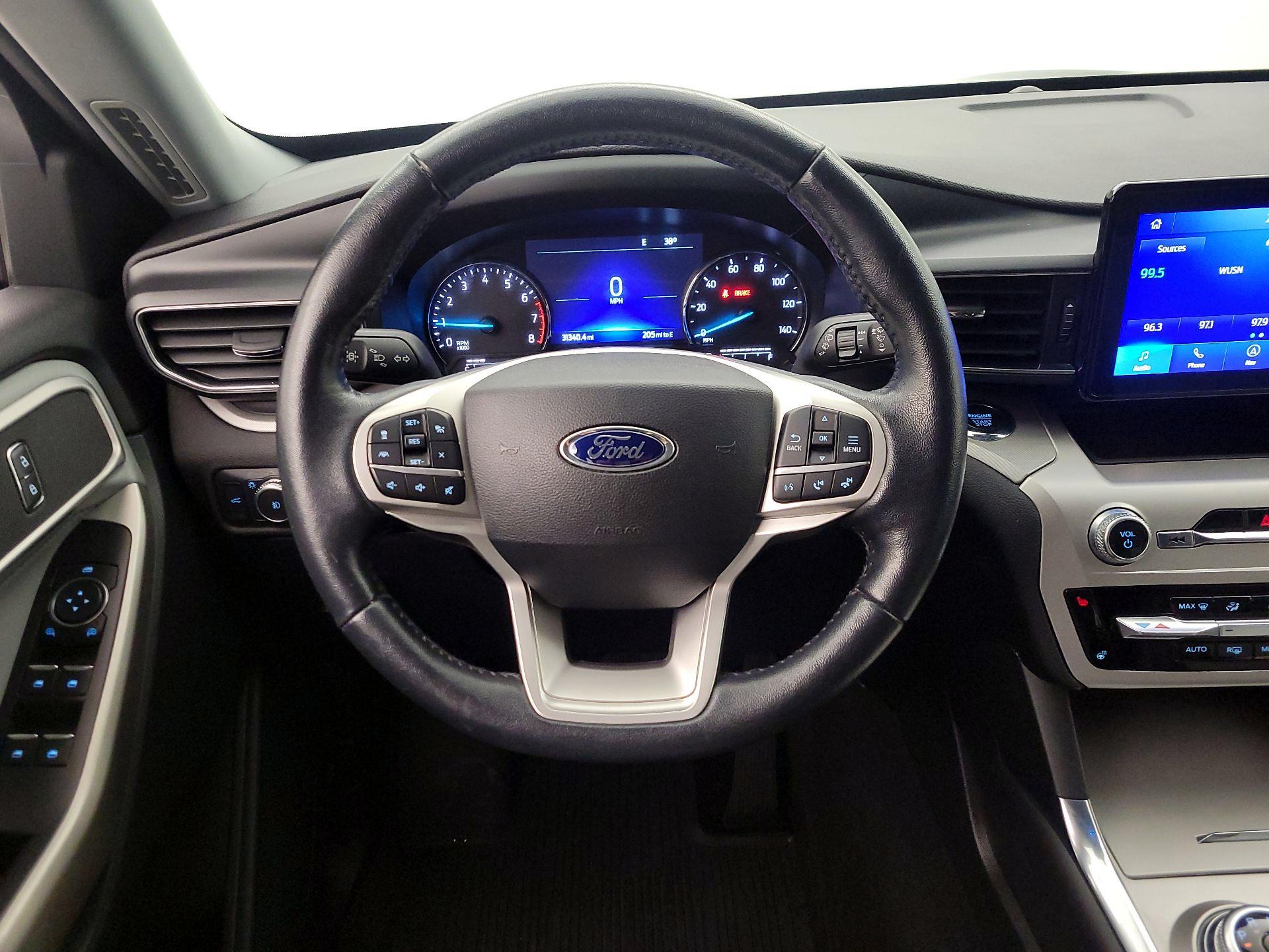 Thumbnail: 2022 Ford Explorer - 10