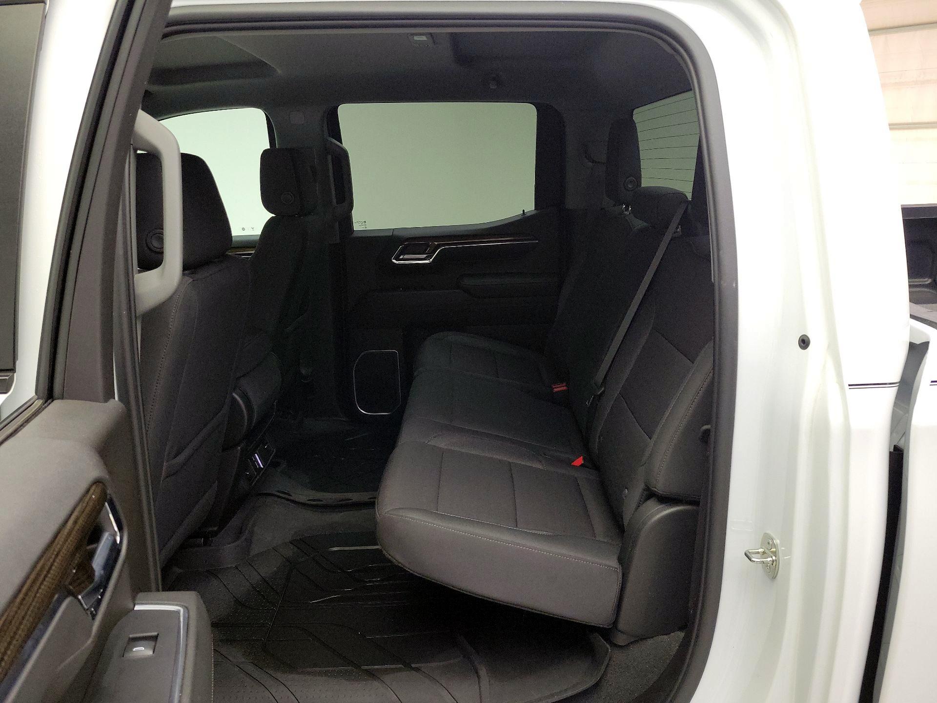 Thumbnail: 2023 Chevrolet Silverado 1500 - 20