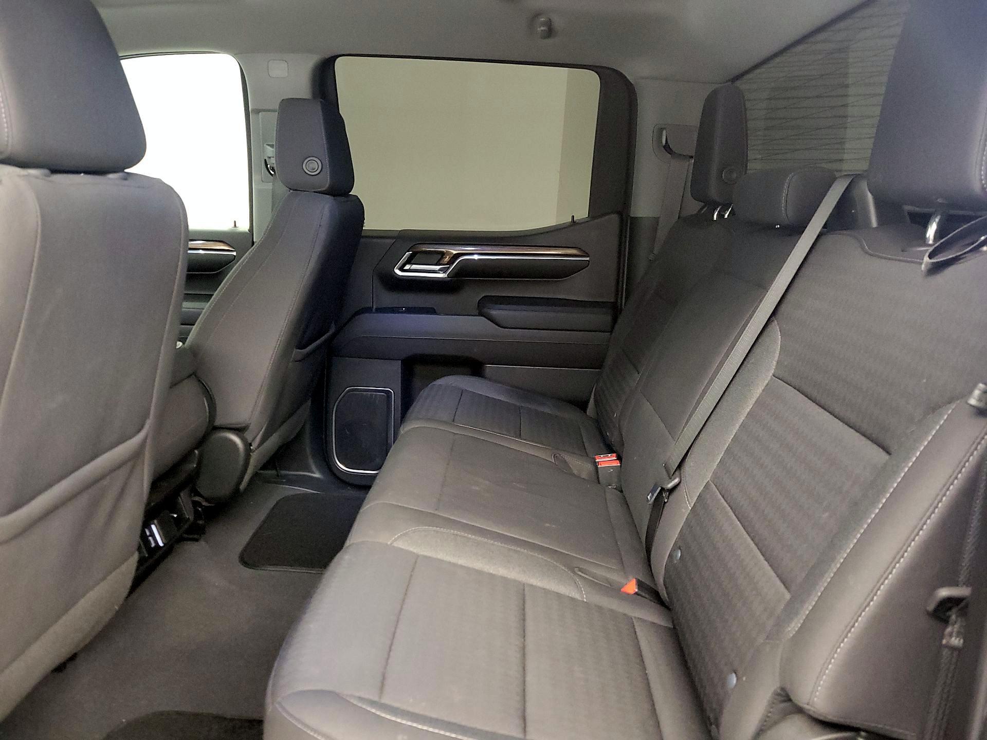 Thumbnail: 2023 Chevrolet Silverado 1500 - 19