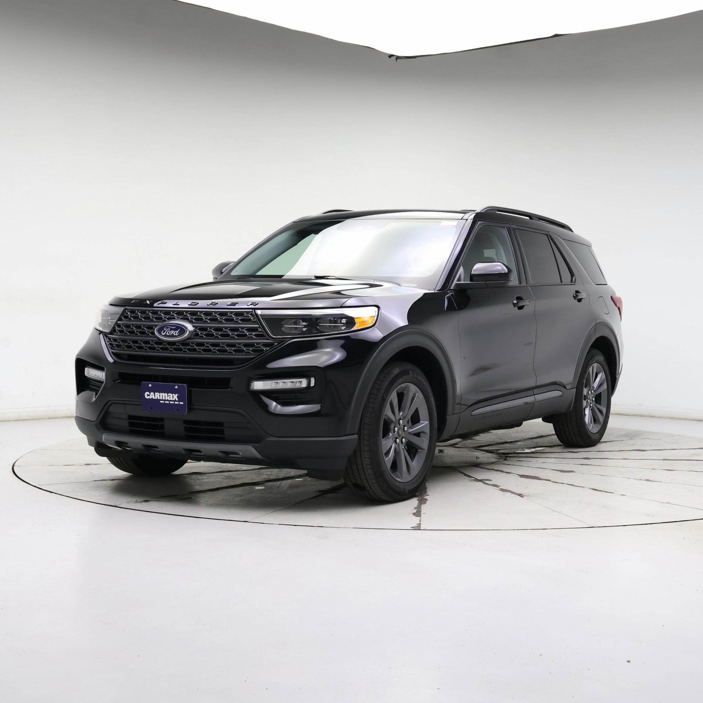 Thumbnail: 2023 Ford Explorer - 4