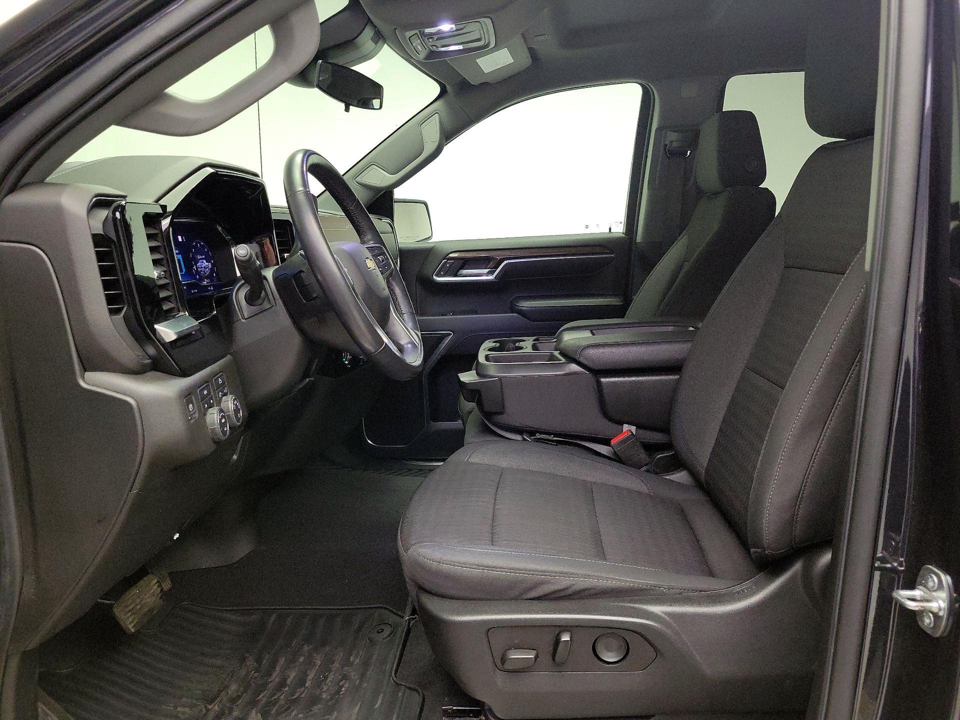 Thumbnail: 2022 Chevrolet Silverado 1500 - 11