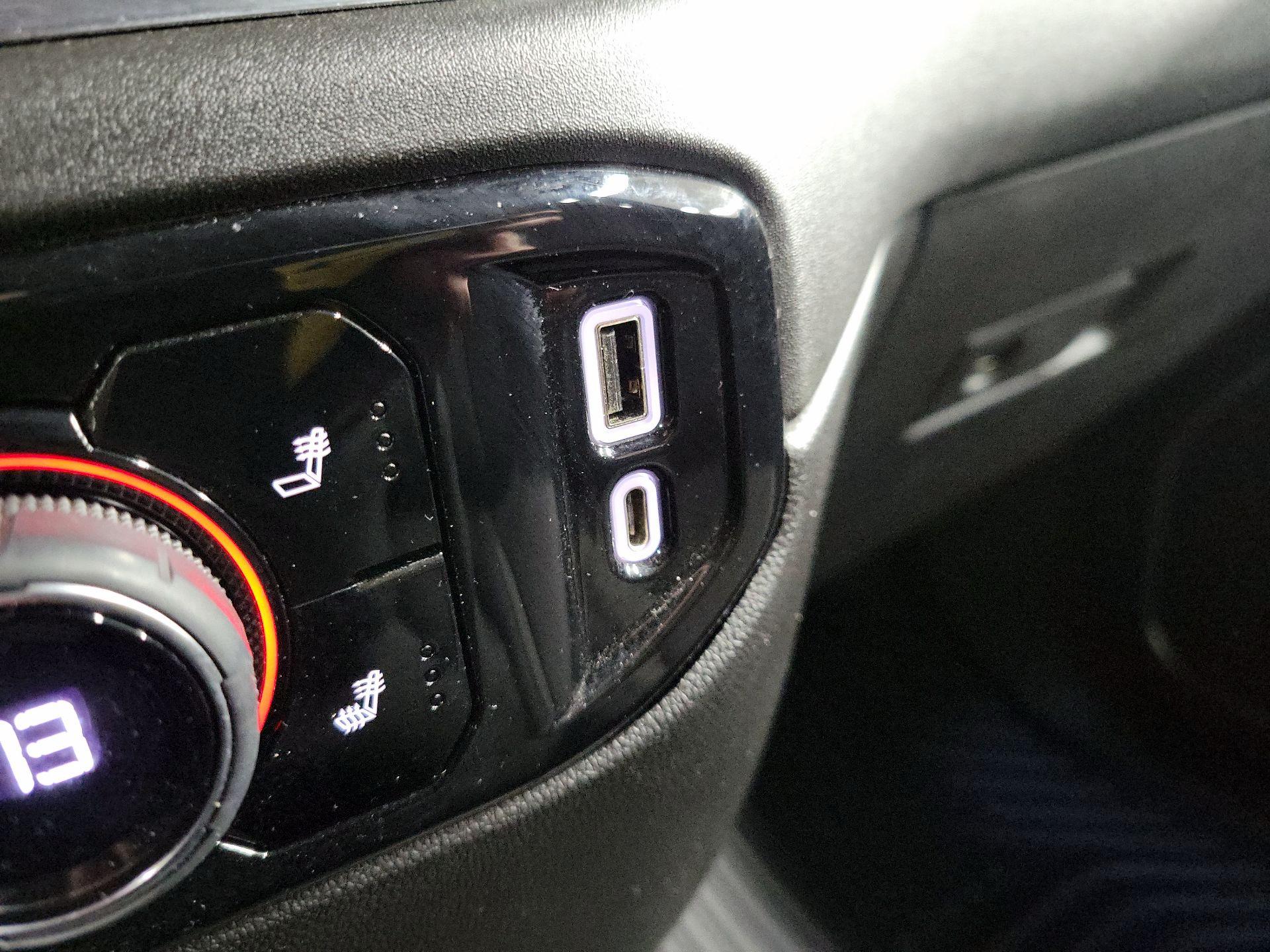 Thumbnail: 2022 Chevrolet Silverado 1500 - 19