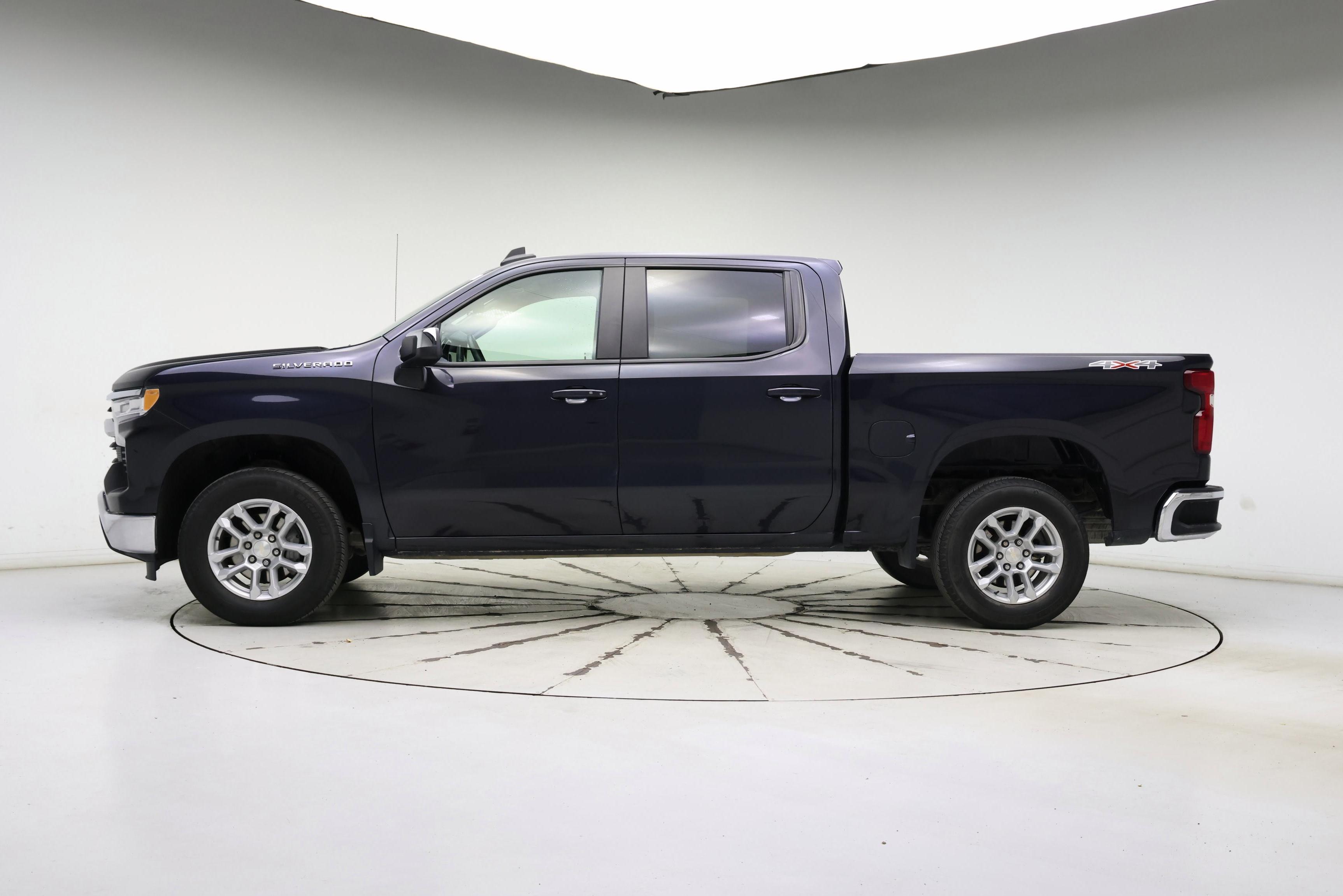 Thumbnail: 2022 Chevrolet Silverado 1500 - 3