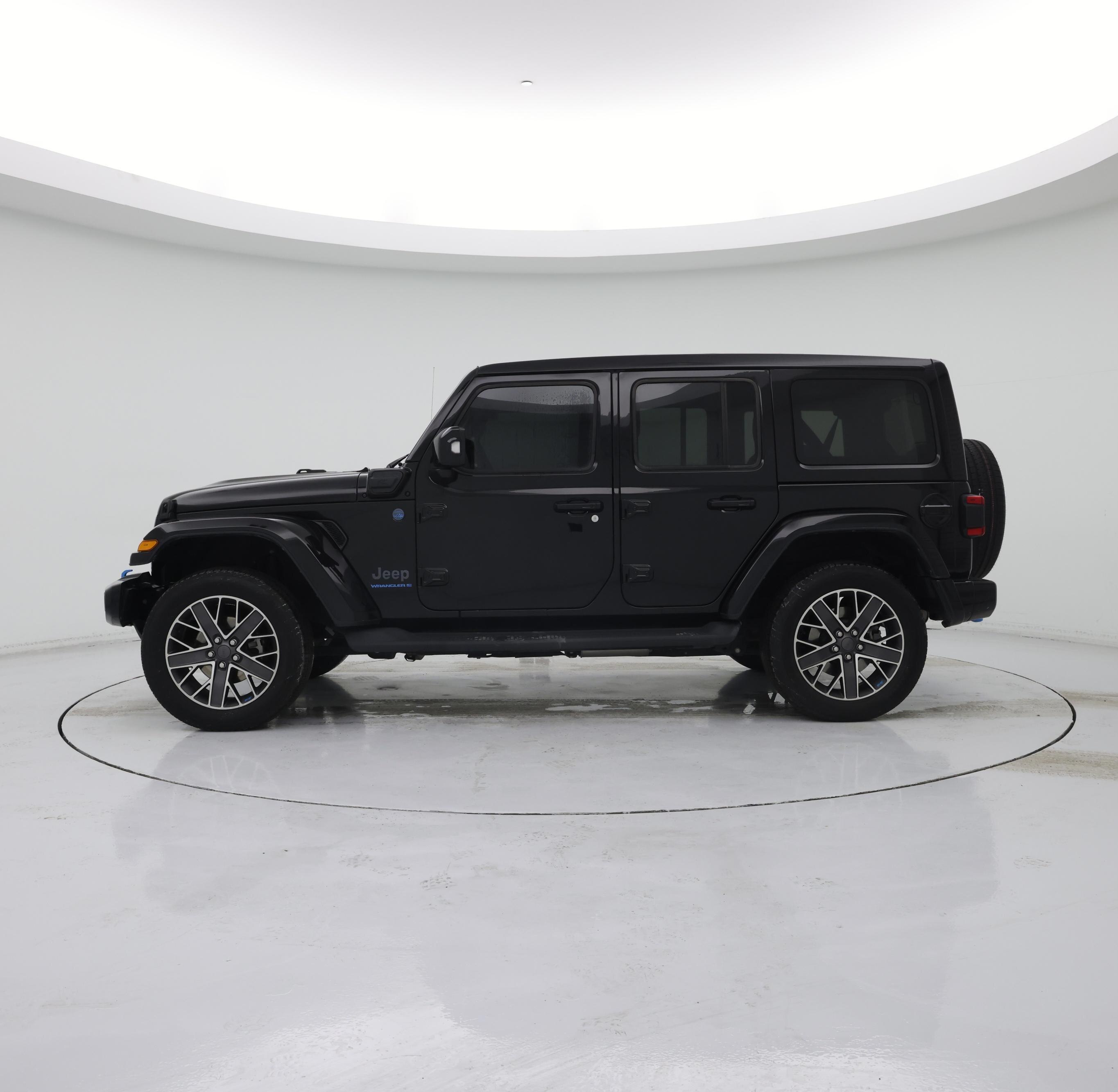 Thumbnail: 2023 Jeep Wrangler - 3