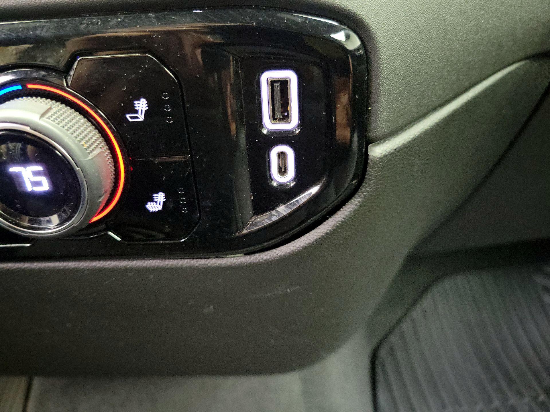 Thumbnail: 2022 Chevrolet Silverado 1500 - 18