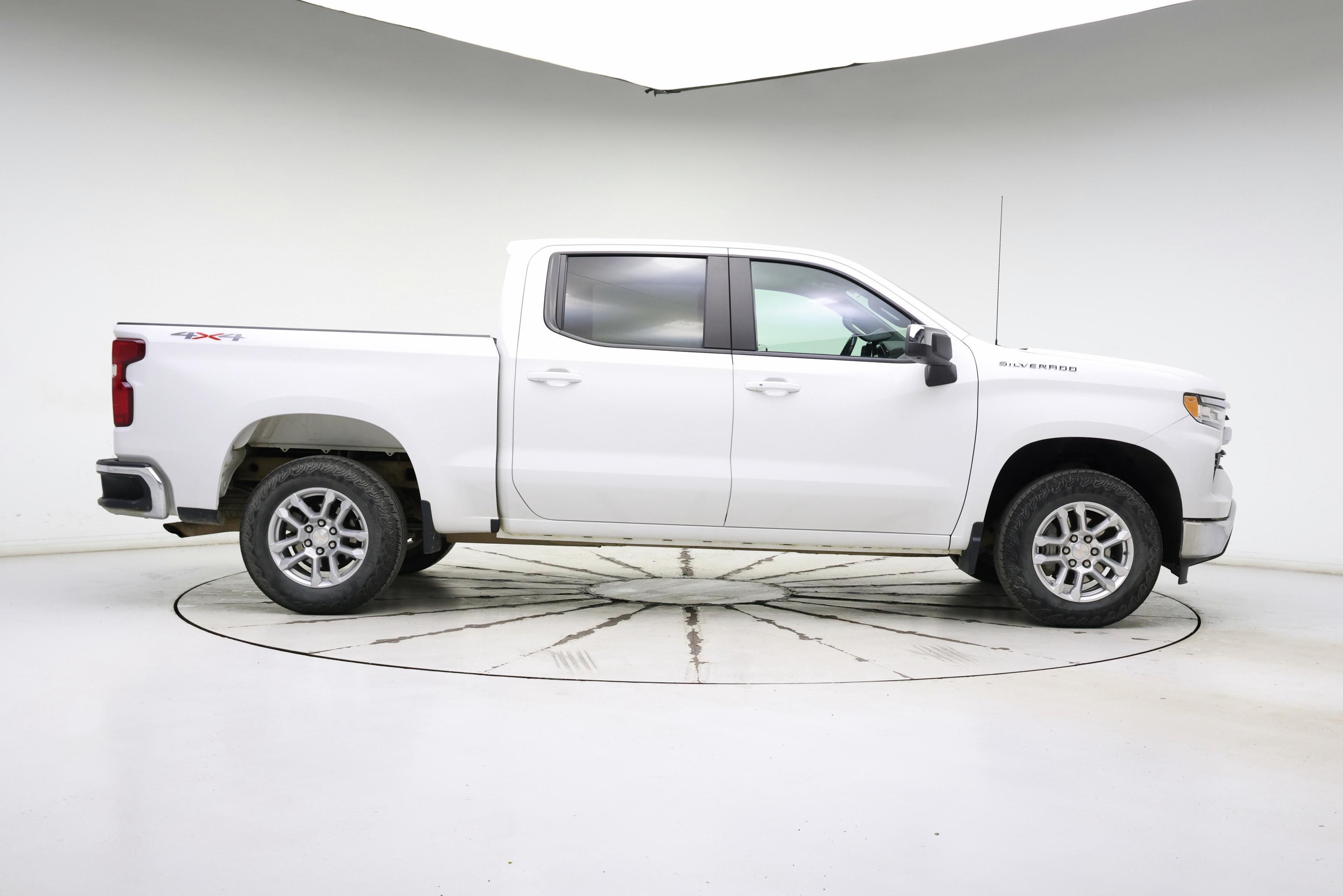 Thumbnail: 2022 Chevrolet Silverado 1500 - 7