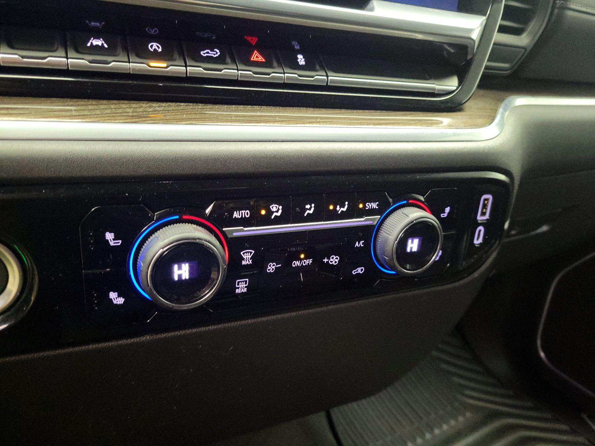 Thumbnail: 2022 Chevrolet Silverado 1500 - 16