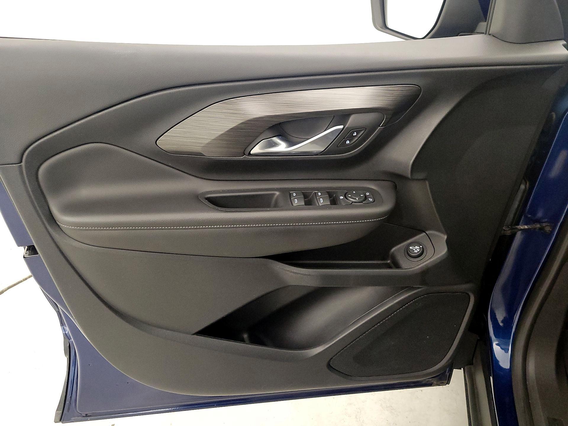 Thumbnail: 2023 GMC Terrain - 12