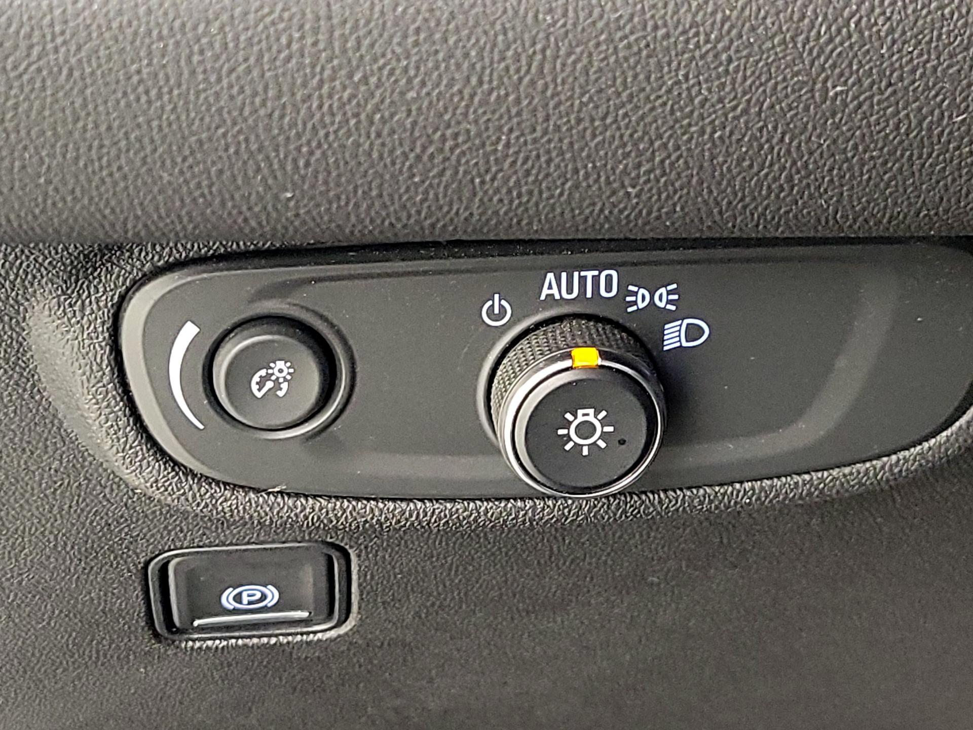 Thumbnail: 2023 GMC Terrain - 13