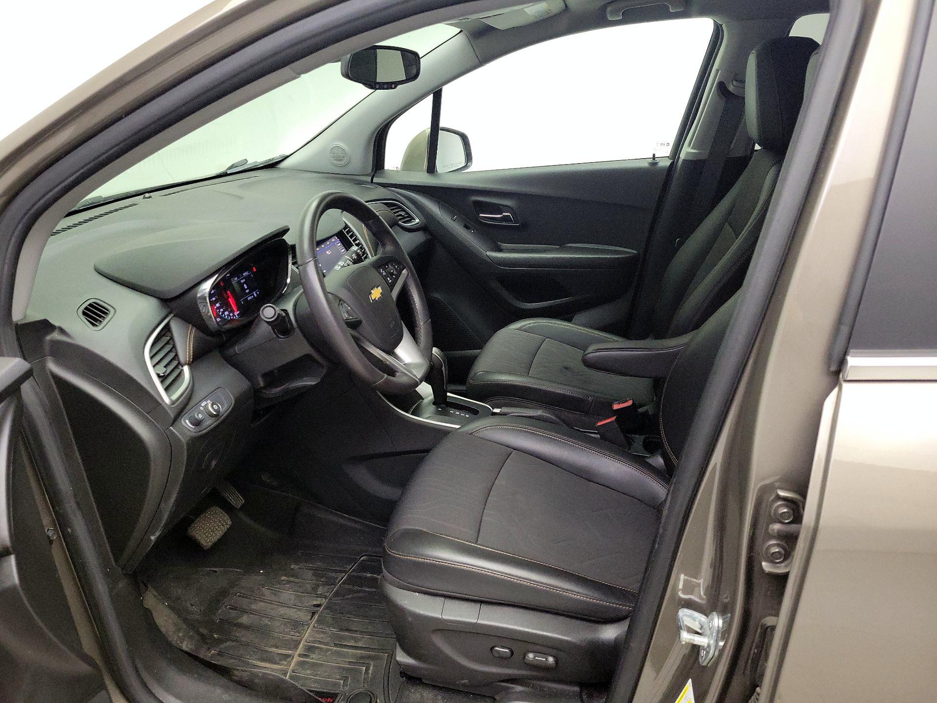 Thumbnail: 2020 Chevrolet Trax - 11