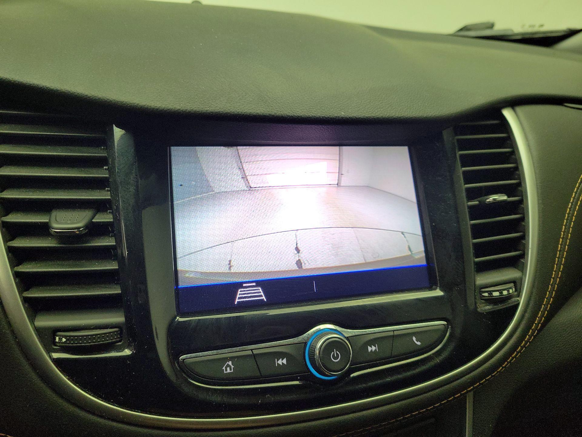 Thumbnail: 2020 Chevrolet Trax - 14