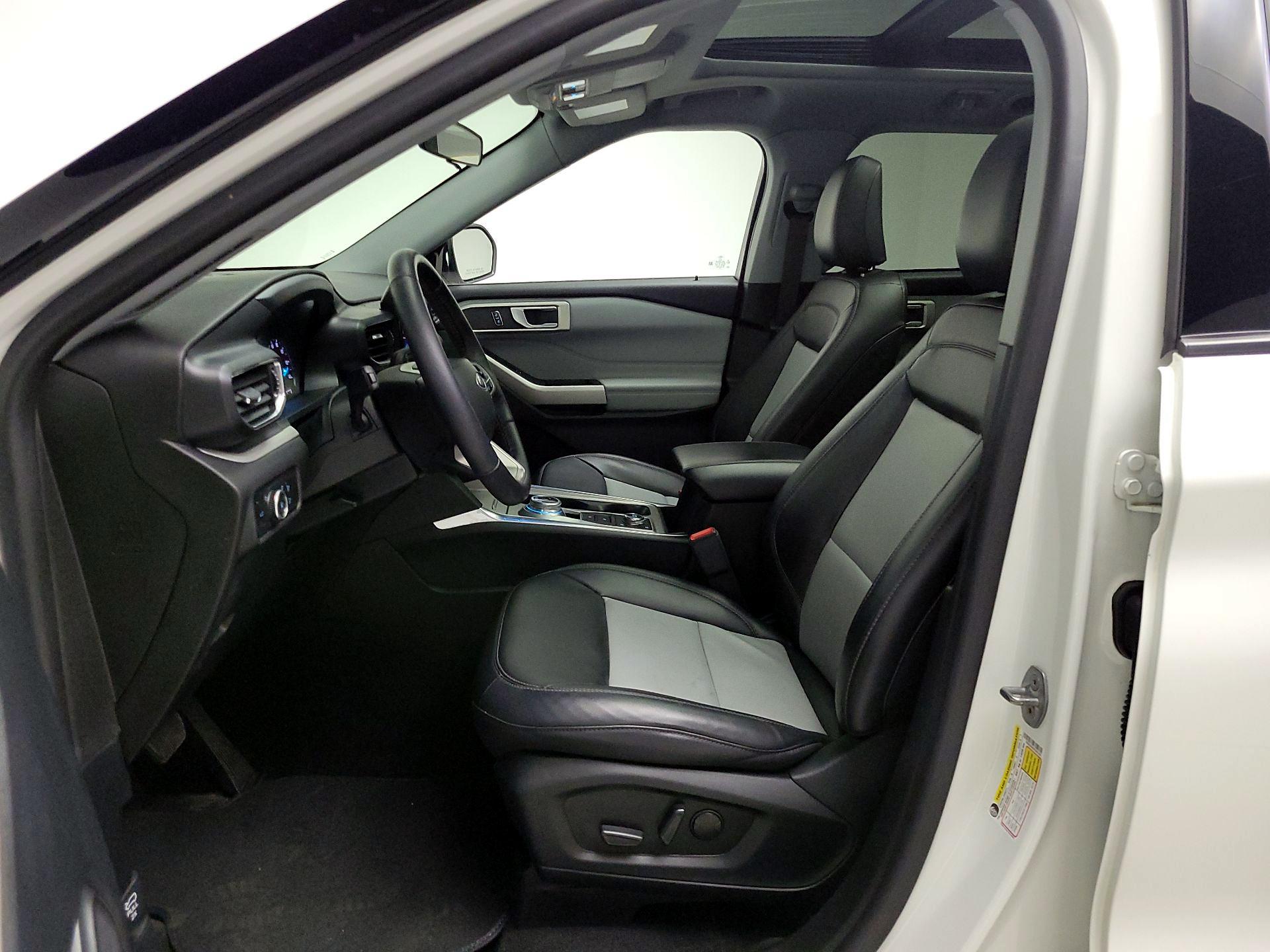 Thumbnail: 2023 Ford Explorer - 11