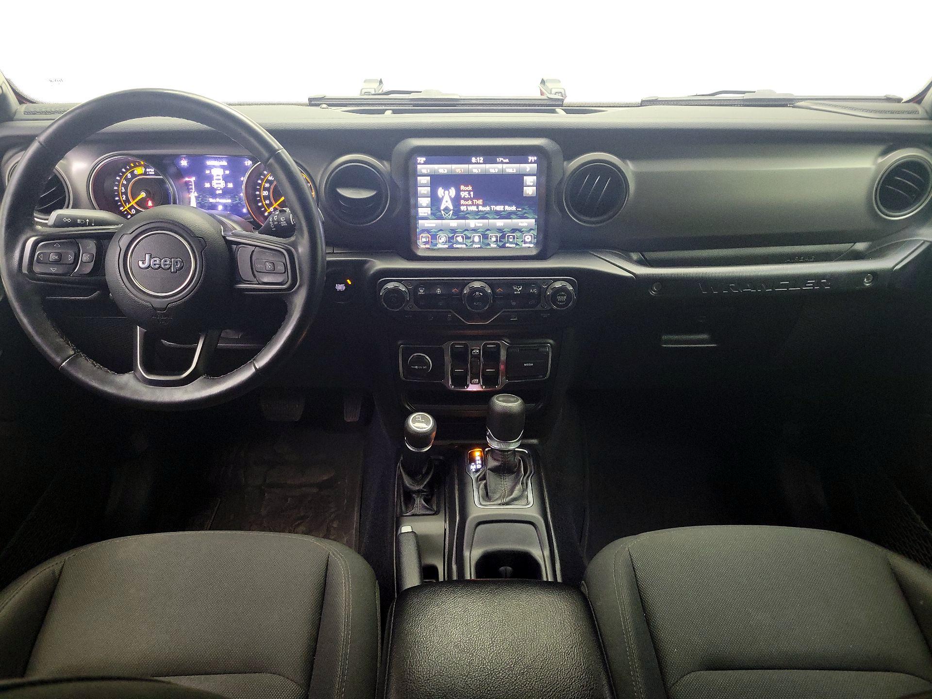 Thumbnail: 2022 Jeep Wrangler - 9