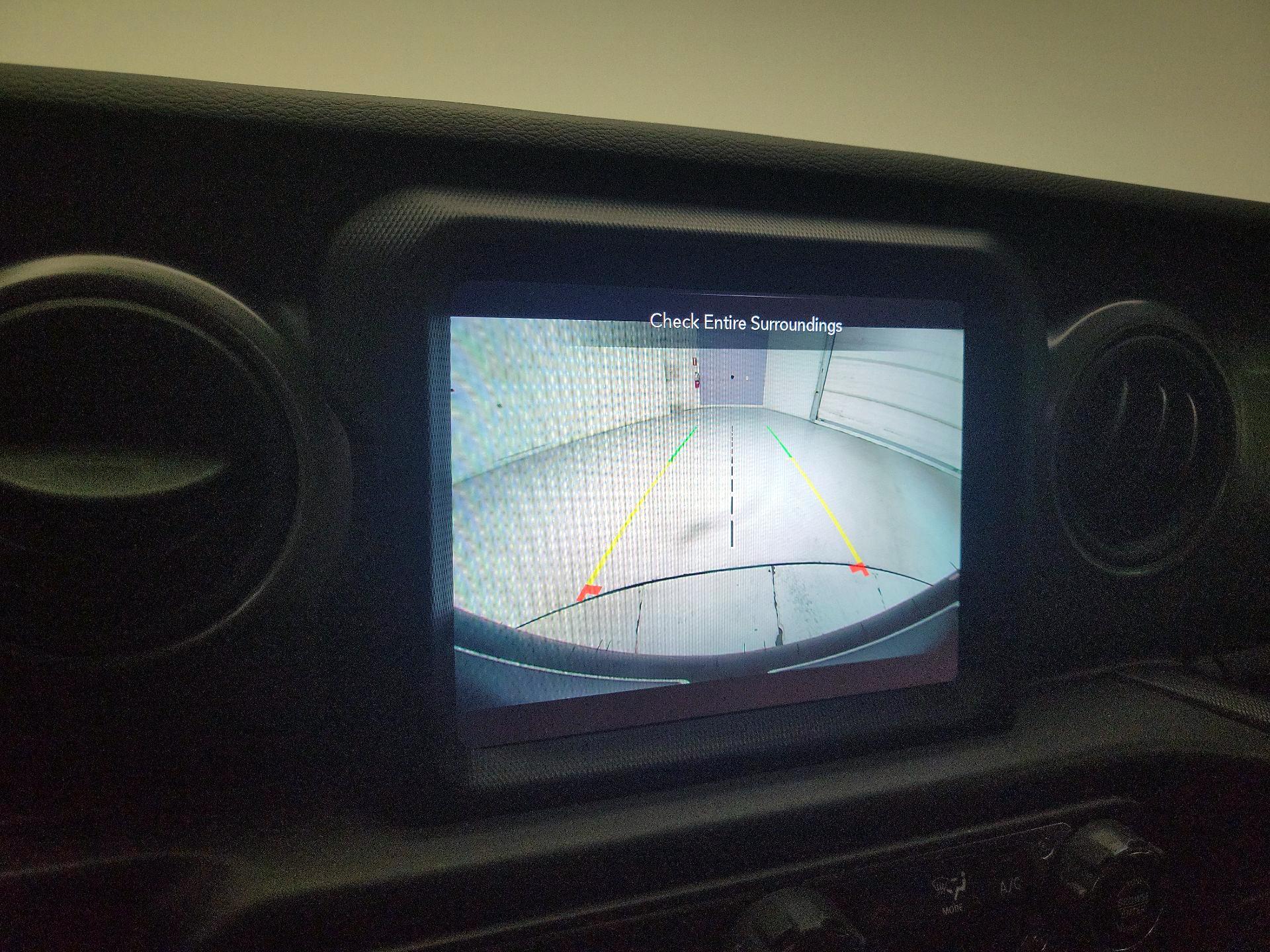 Thumbnail: 2022 Jeep Wrangler - 15