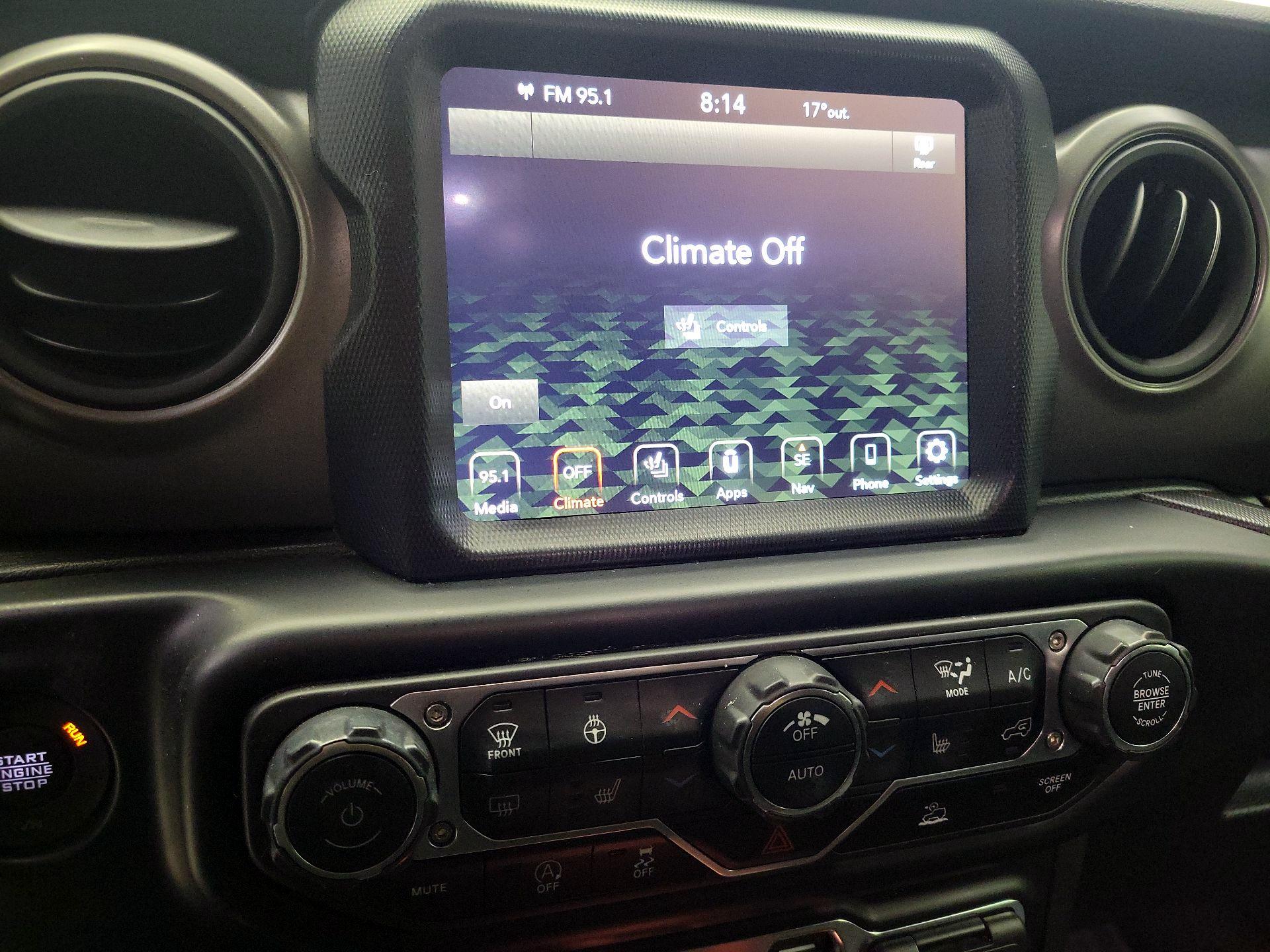 Thumbnail: 2022 Jeep Wrangler - 17