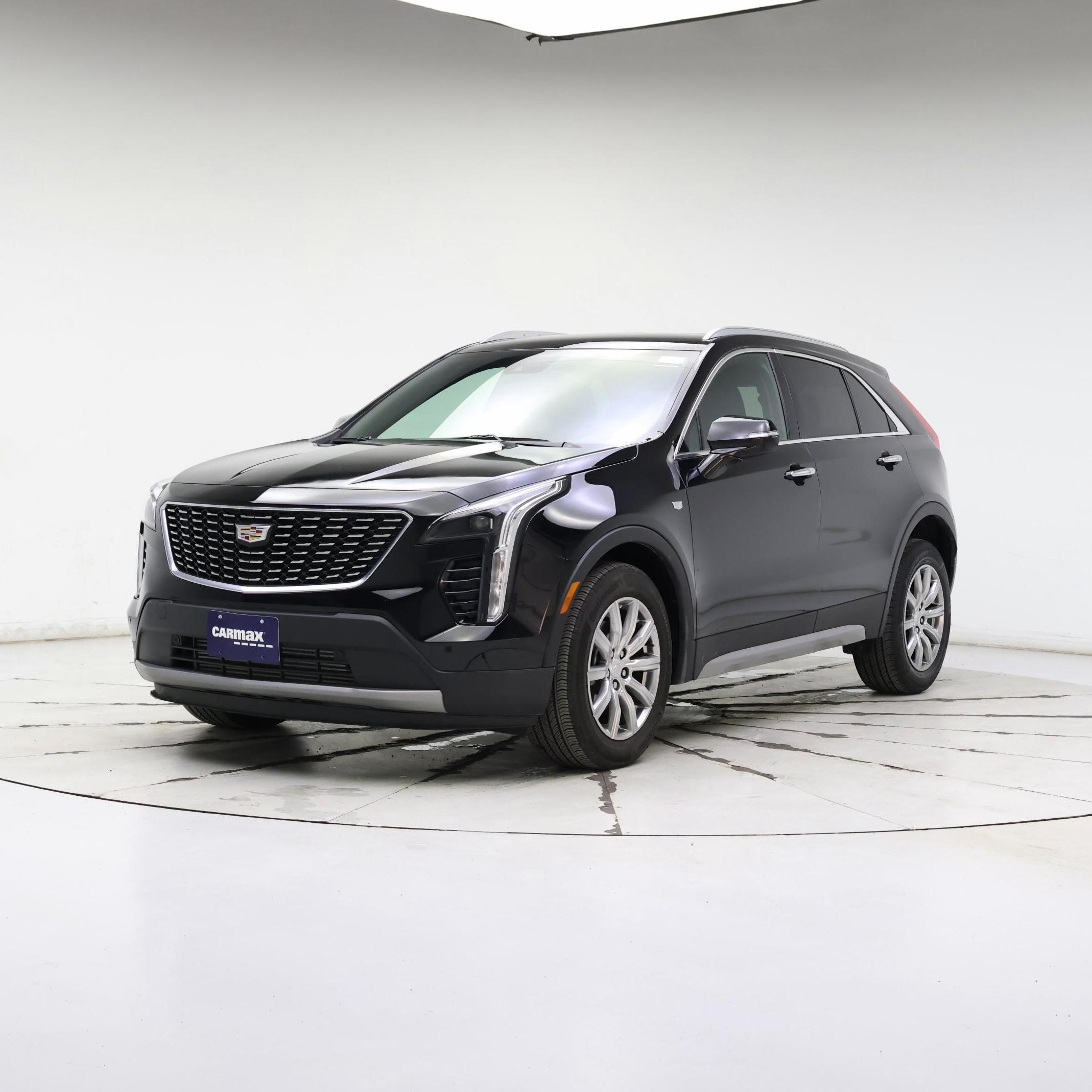 Thumbnail: 2022 Cadillac XT4 - 4