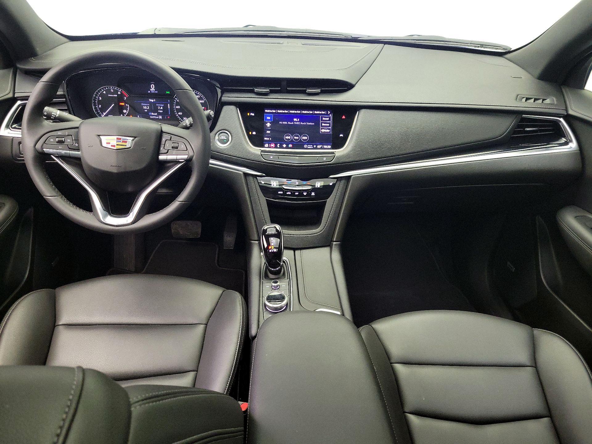 Thumbnail: 2024 Cadillac XT6 - 9